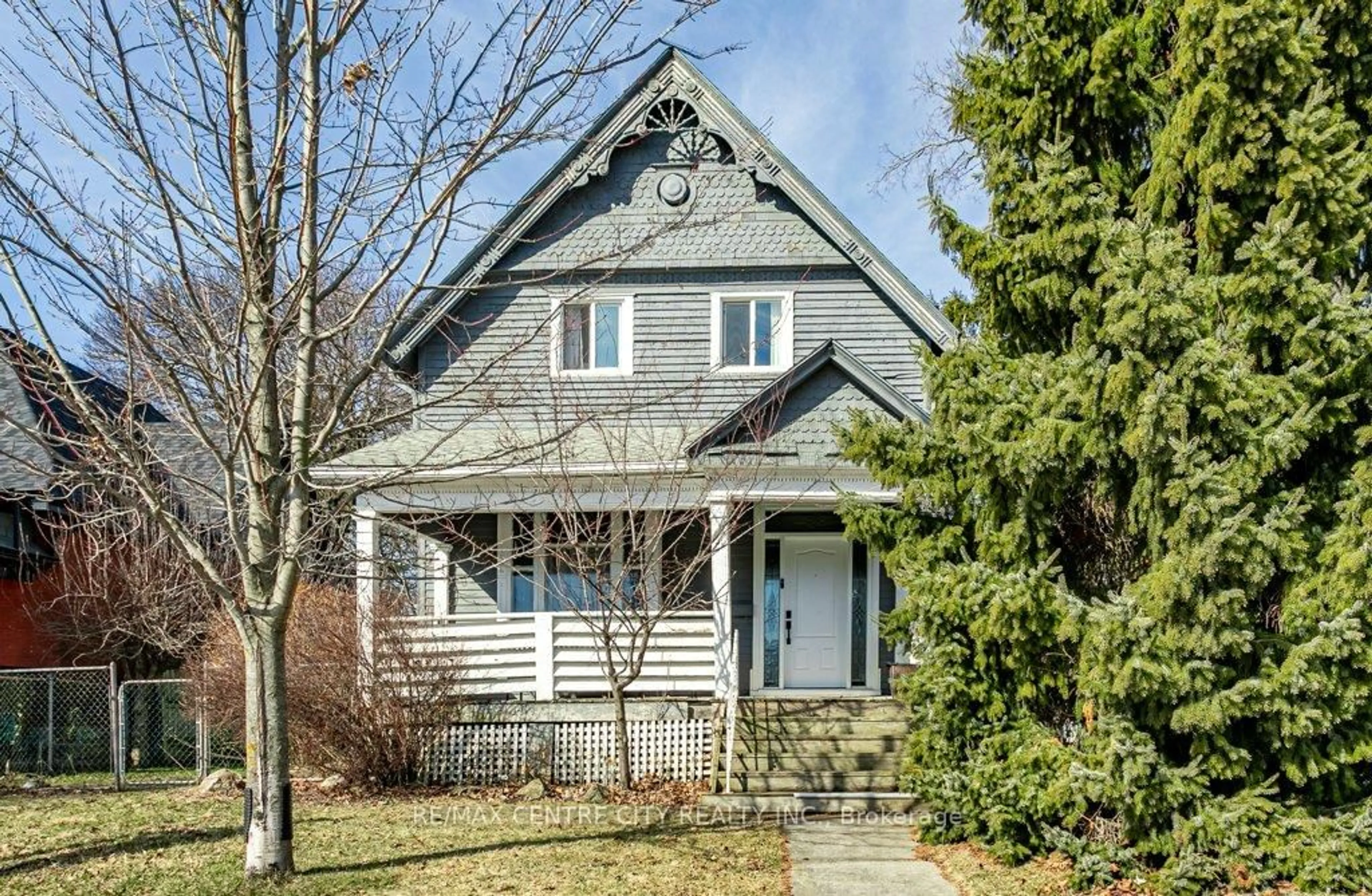 Home with brick exterior material, street for 52 Princess Ave, St. Thomas Ontario N5R 2V7