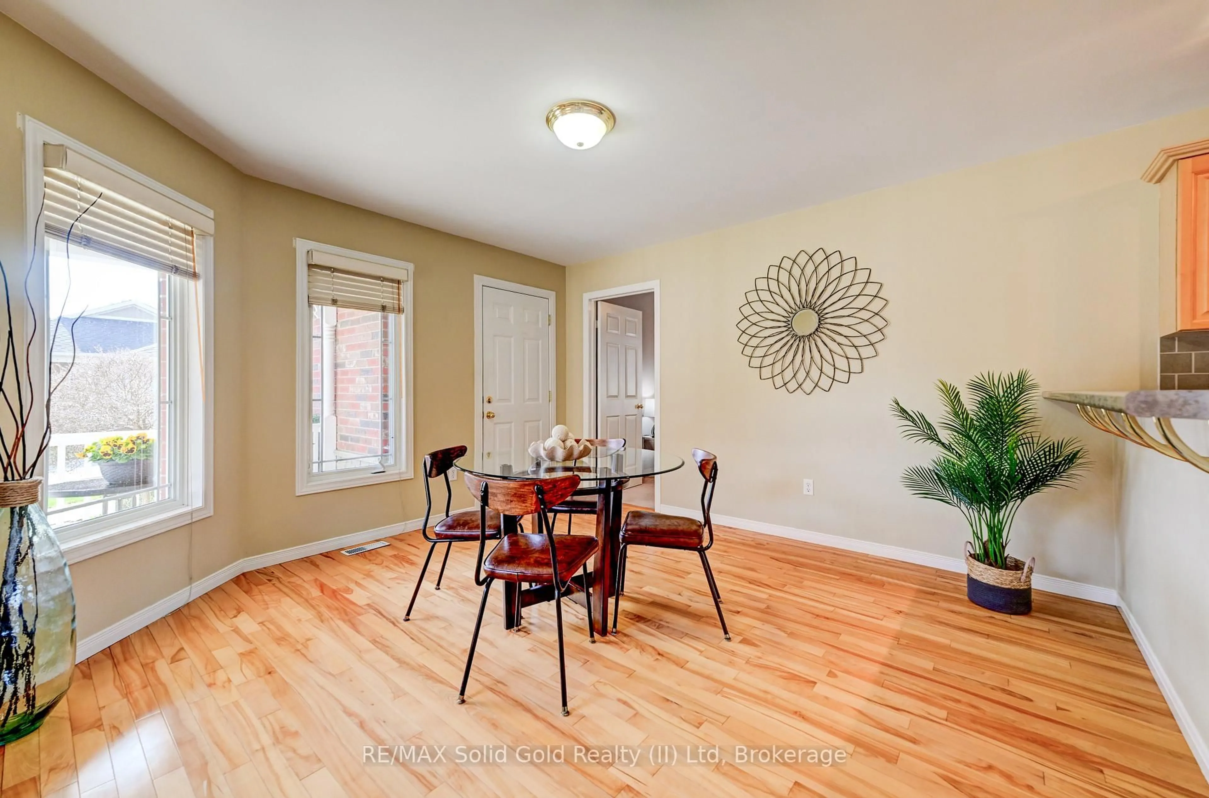 Dining room, wood/laminate floor for 1662 Erbs Rd #8, Wilmot Ontario N0B 2L0