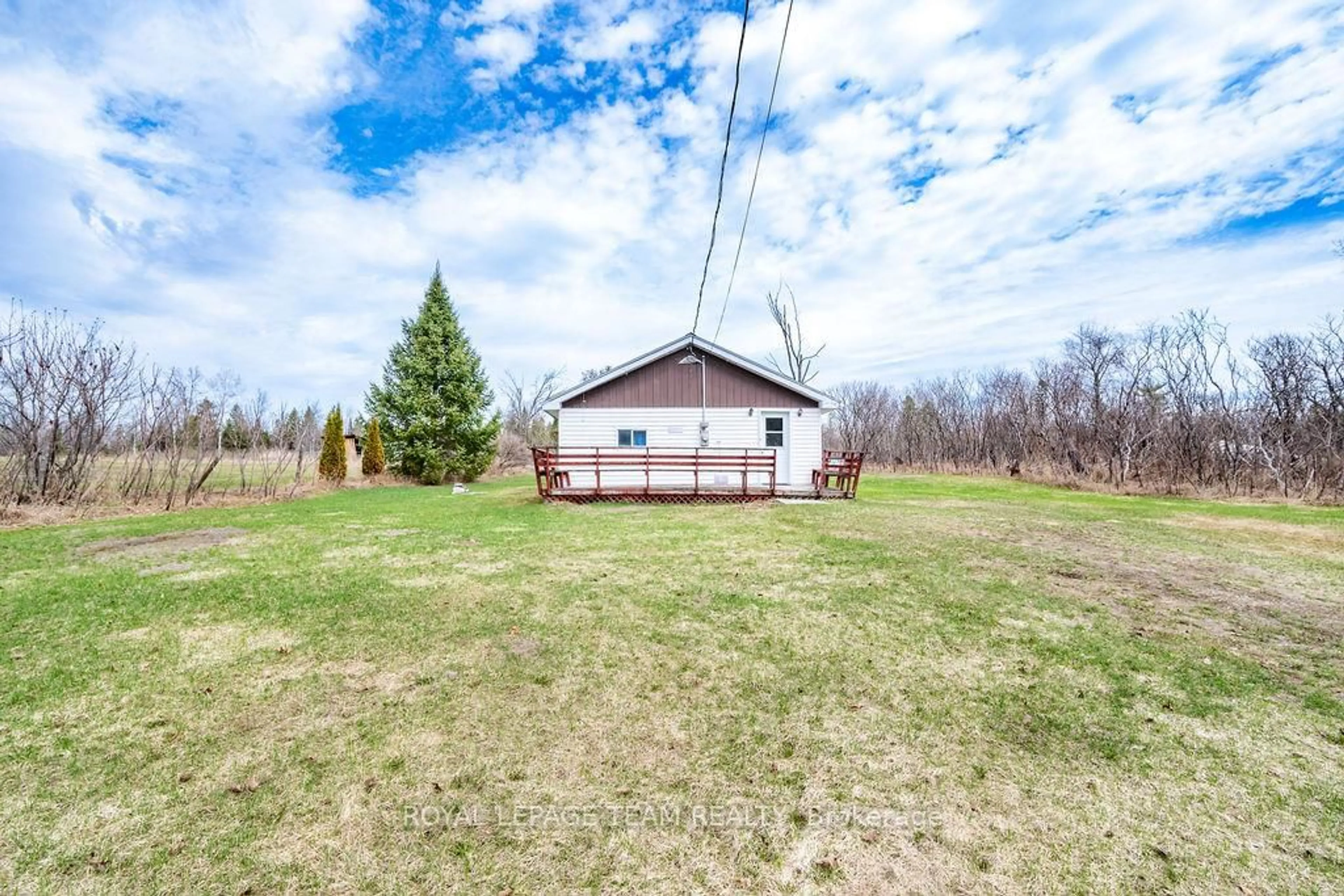 A pic from outside/outdoor area/front of a property/back of a property/a pic from drone, water/lake/river/ocean view for 5242 Murphy Rd, Calabogie Ontario K0J 1H0