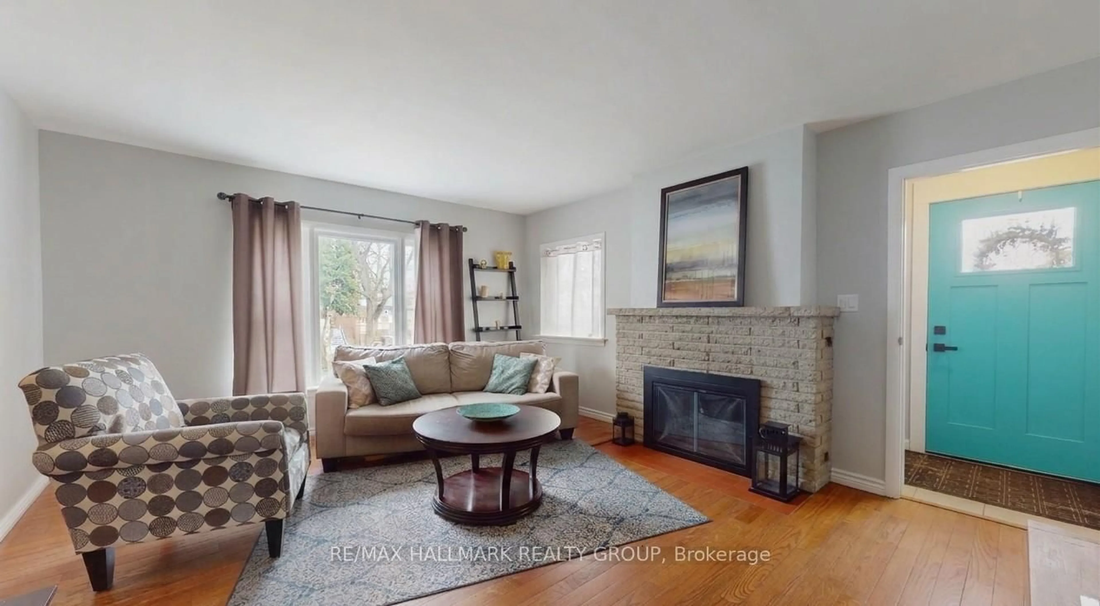 Living room with furniture, unknown for 24 Schofield Ave, Brockville Ontario K6V 4M5