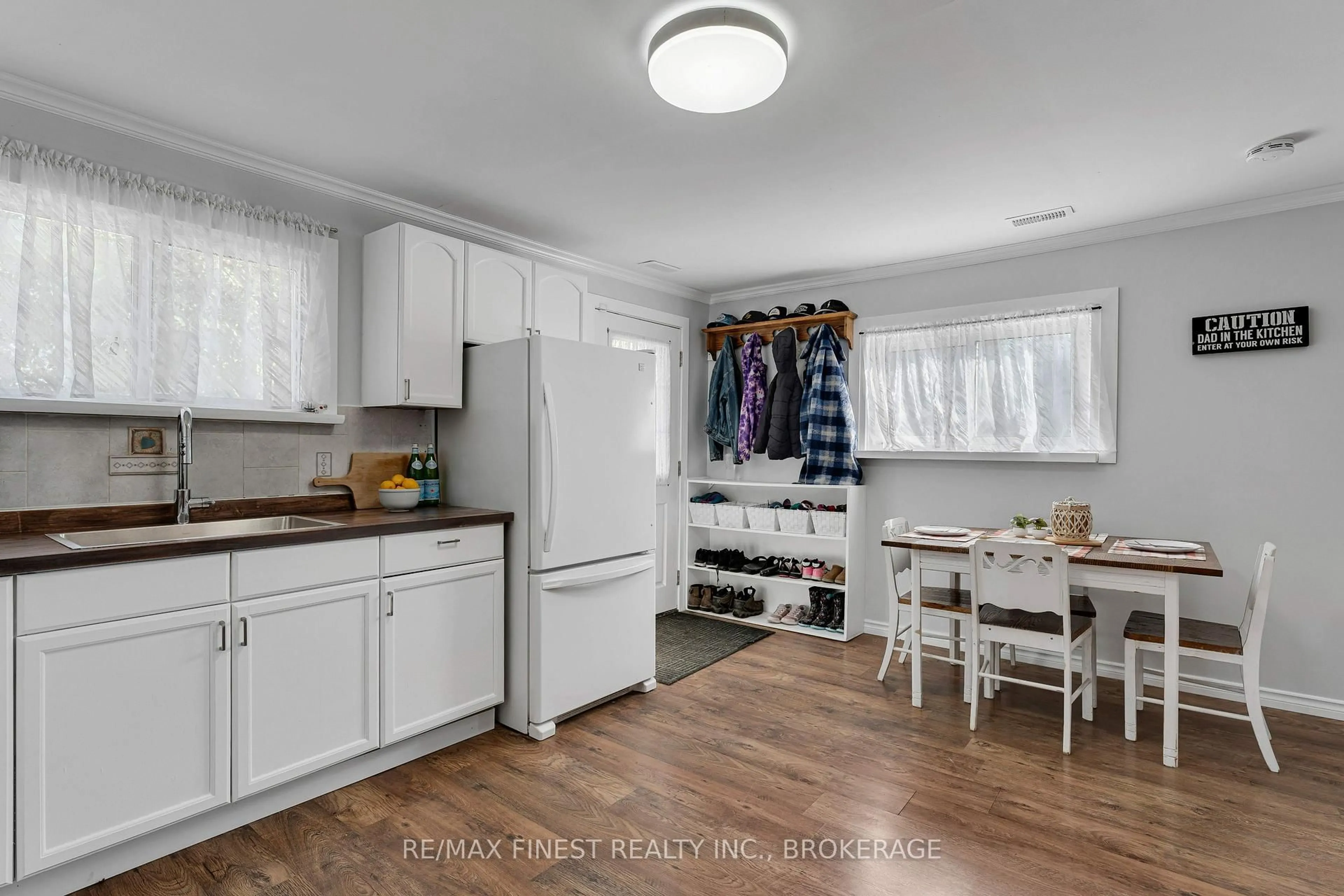 Open concept kitchen, unknown for 203 Church St, Greater Napanee Ontario K7R 1C5