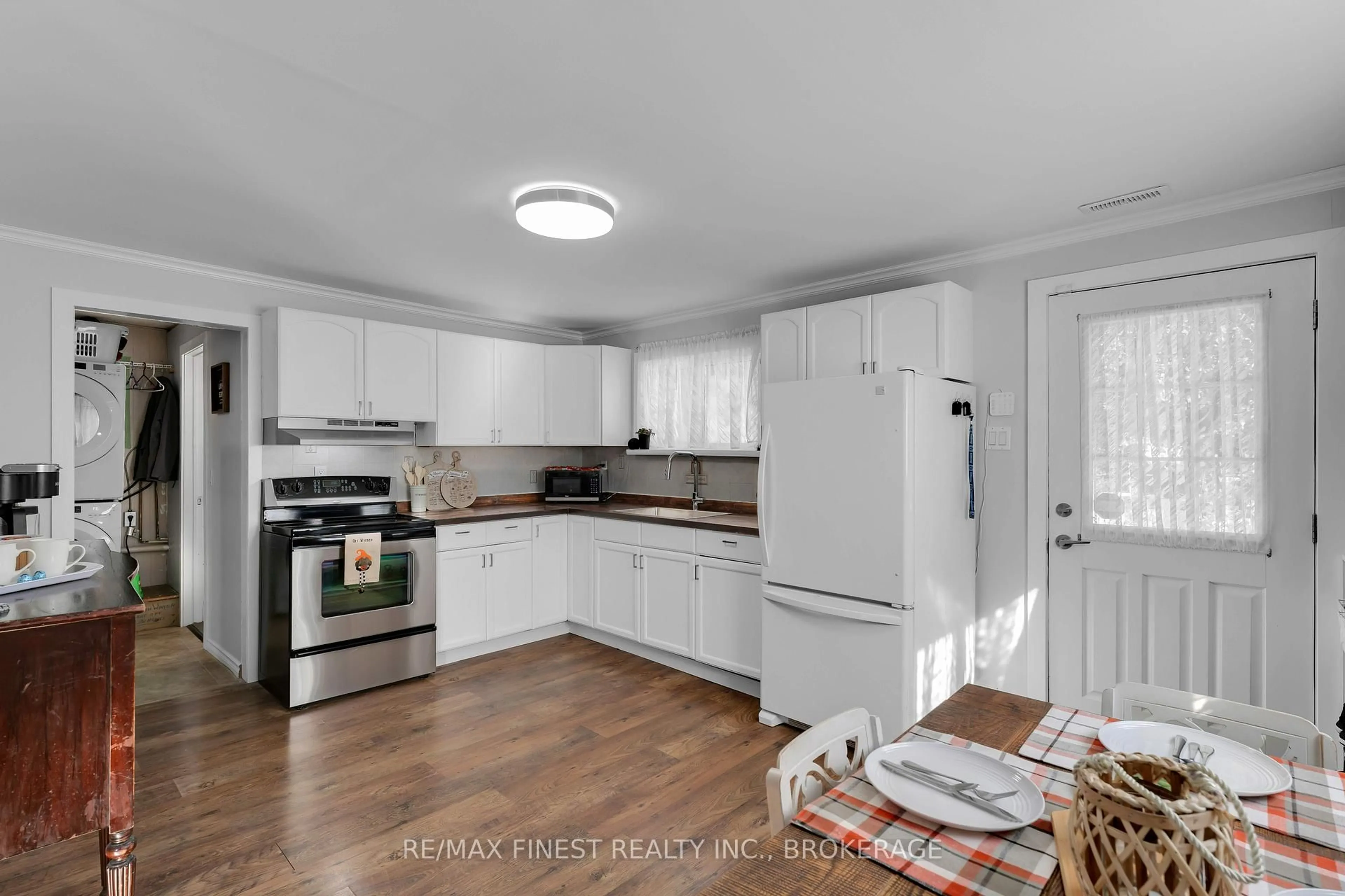 Open concept kitchen, unknown for 203 Church St, Greater Napanee Ontario K7R 1C5