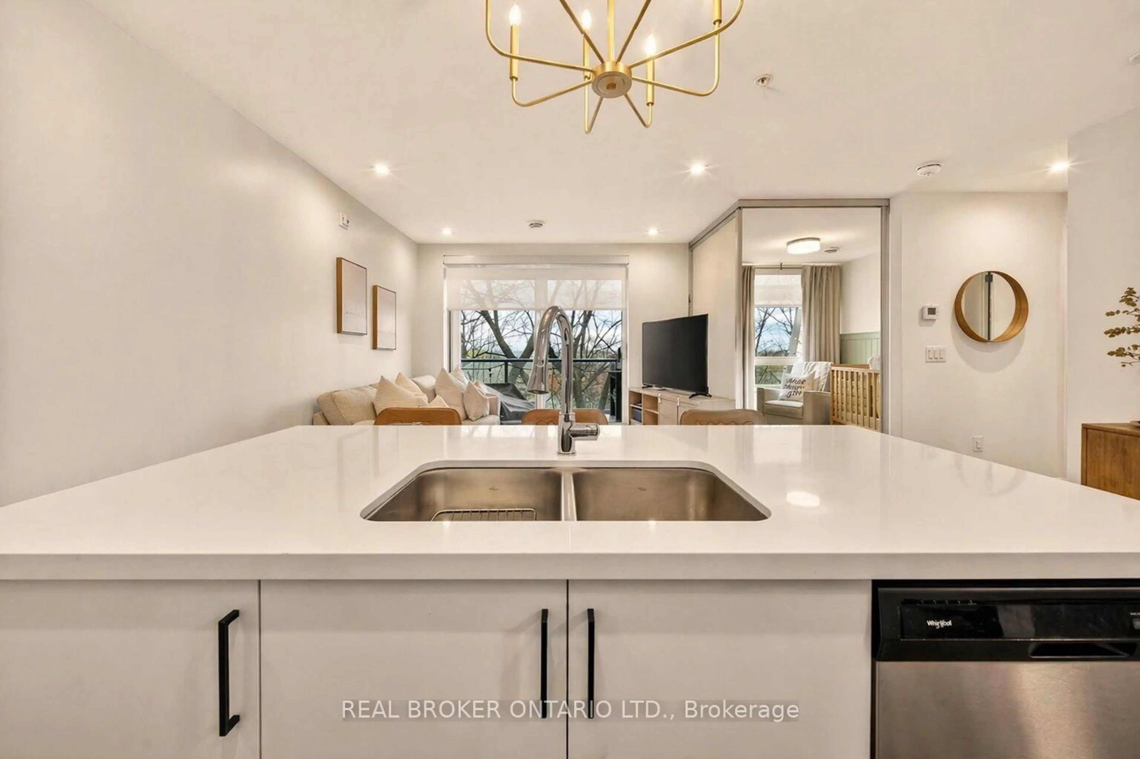 Open concept kitchen, ceramic/tile floor for 479 Charlton Ave #106, Hamilton Ontario L8N 0B4