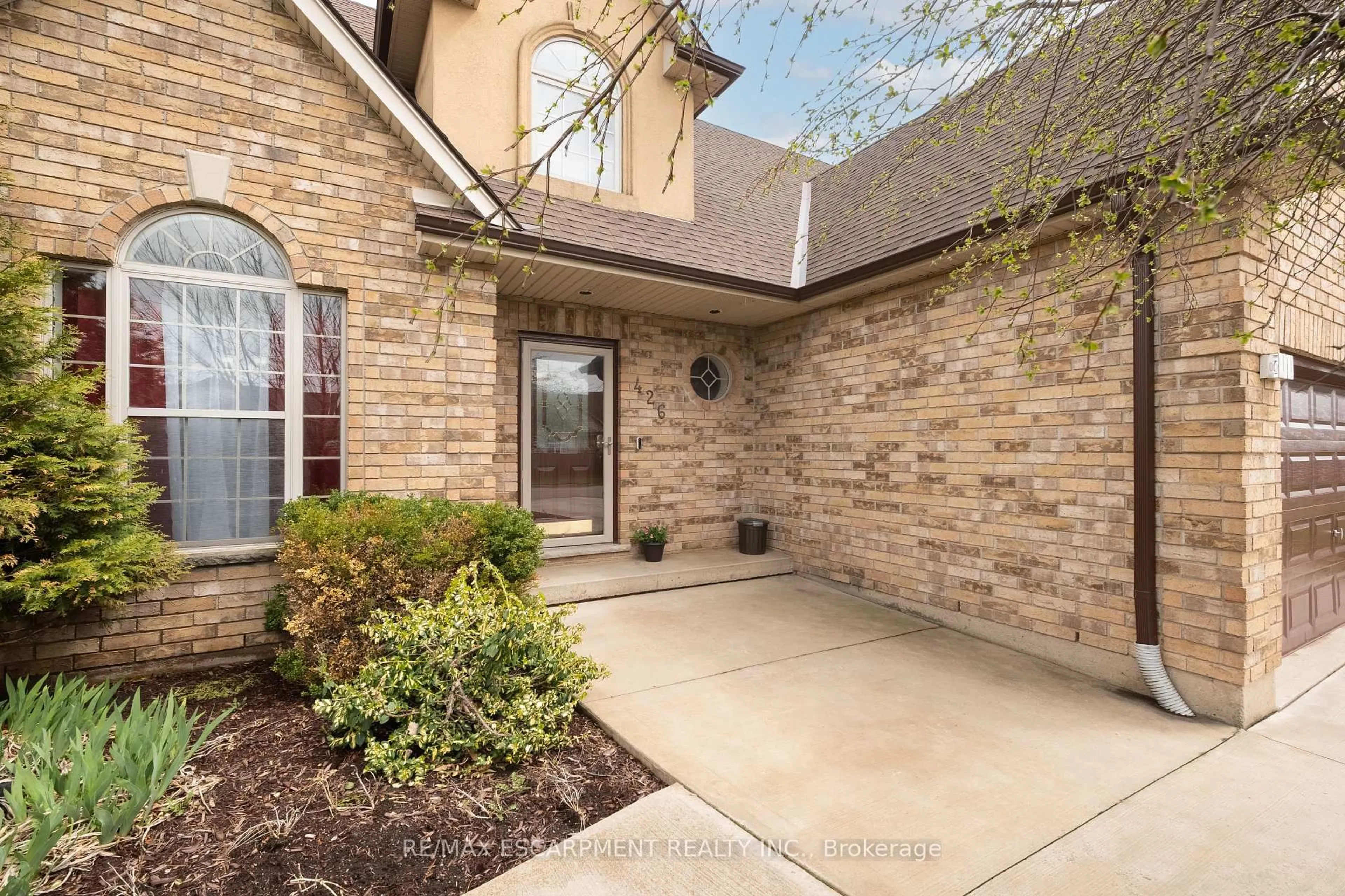 Unknown for 426 Barrington Crt, Fort Erie Ontario L0S 1N0