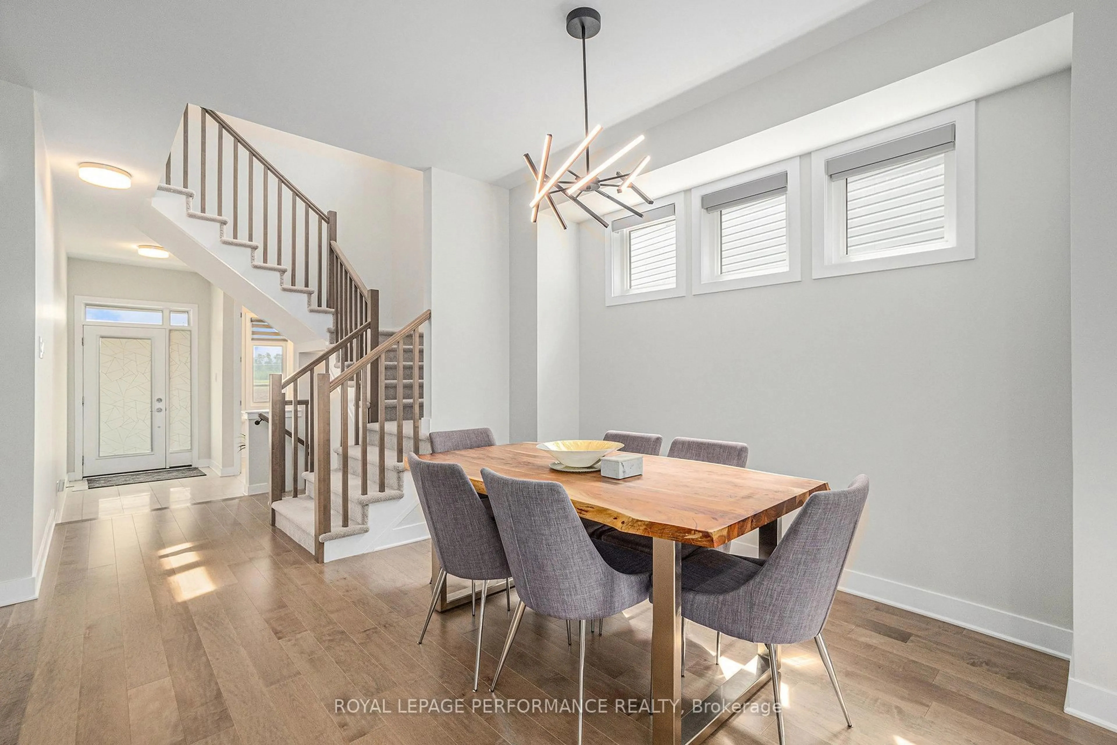 Dining room, unknown for 233 Beaugency St, Ottawa Ontario K1W 0T2