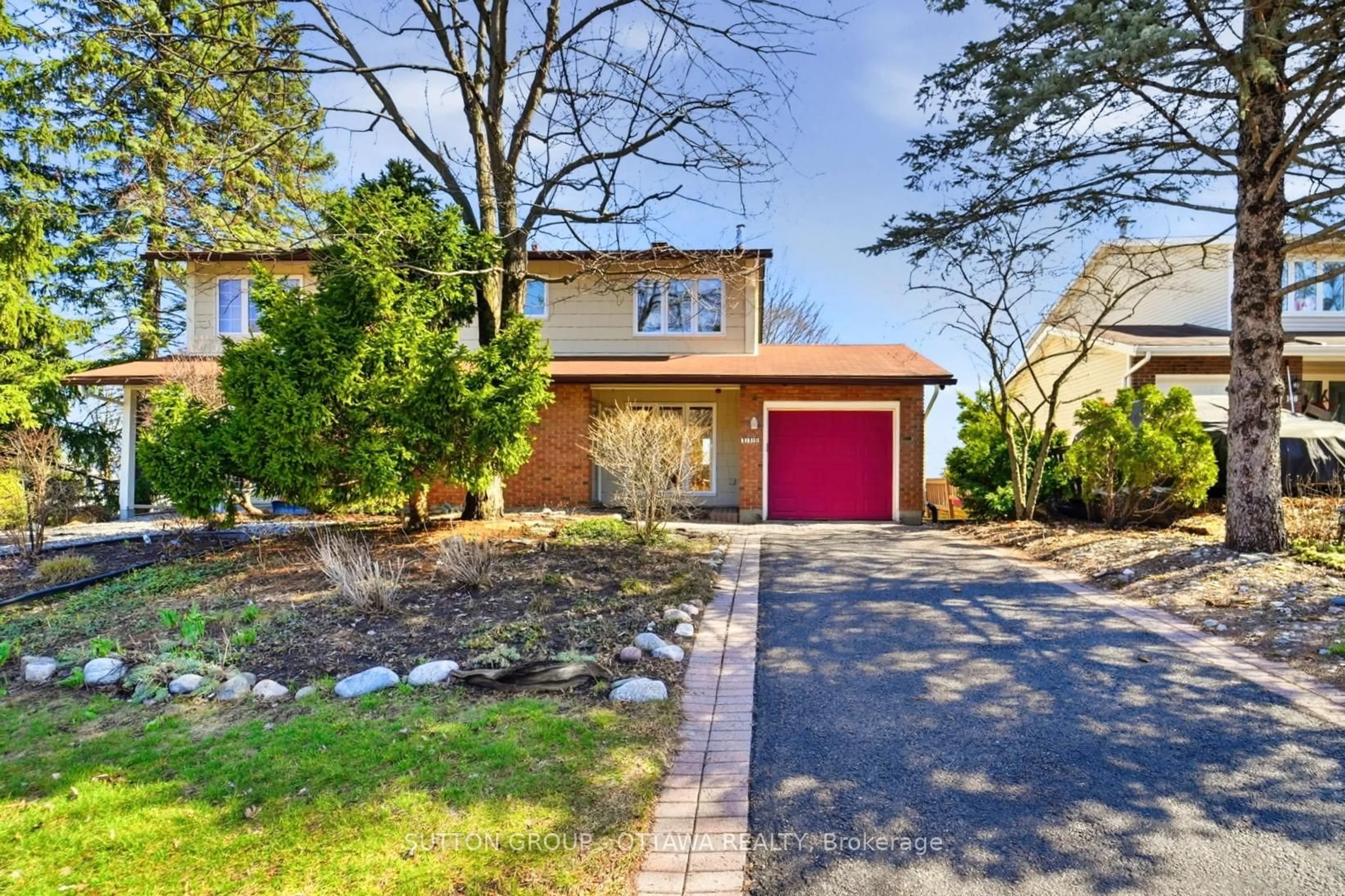 Home with brick exterior material, street for 110 Pigeon Terr, Ottawa Ontario K1V 9H7