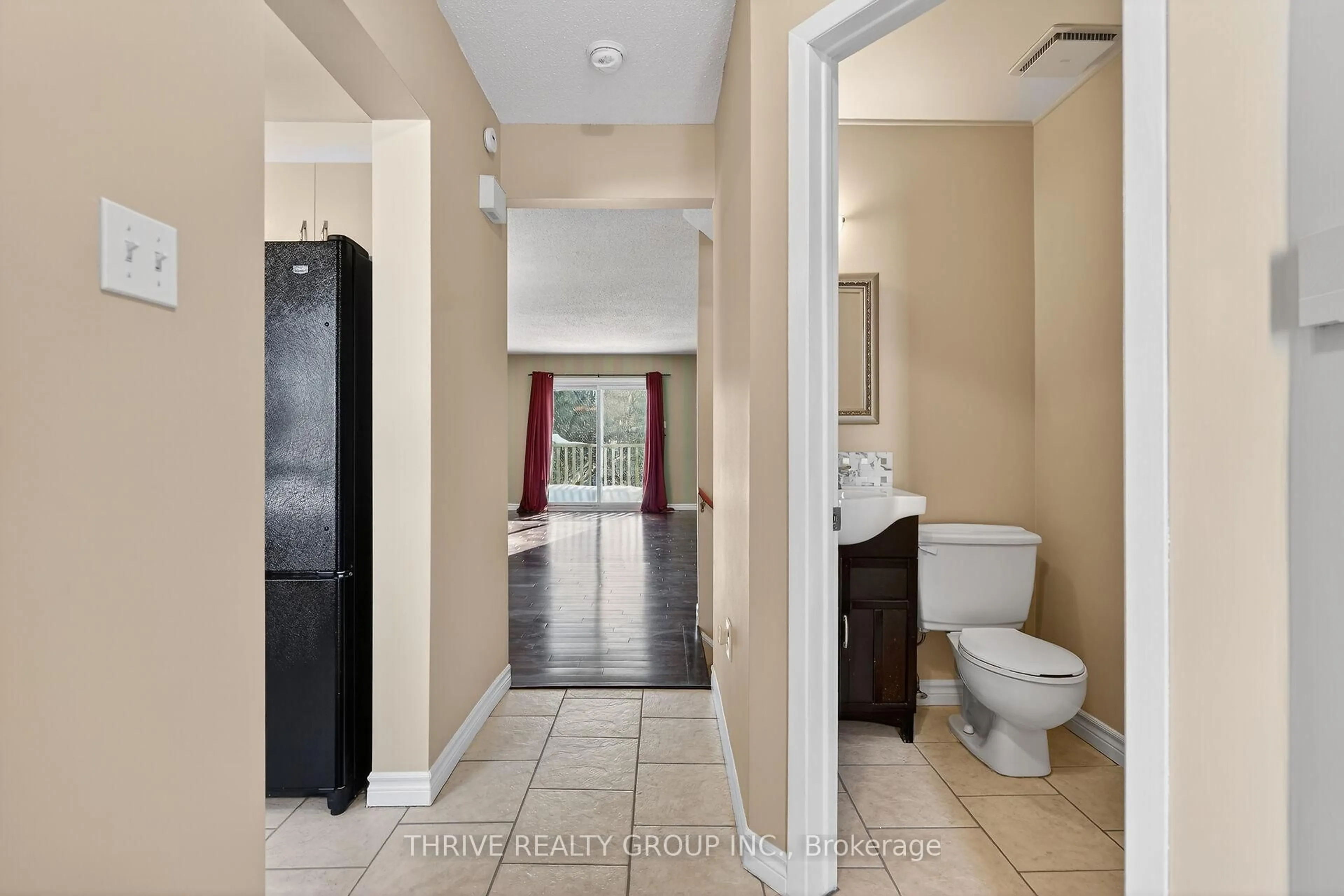 Standard bathroom, ceramic/tile floor for 80 Acorn Cres #3, London North Ontario N6G 4R8