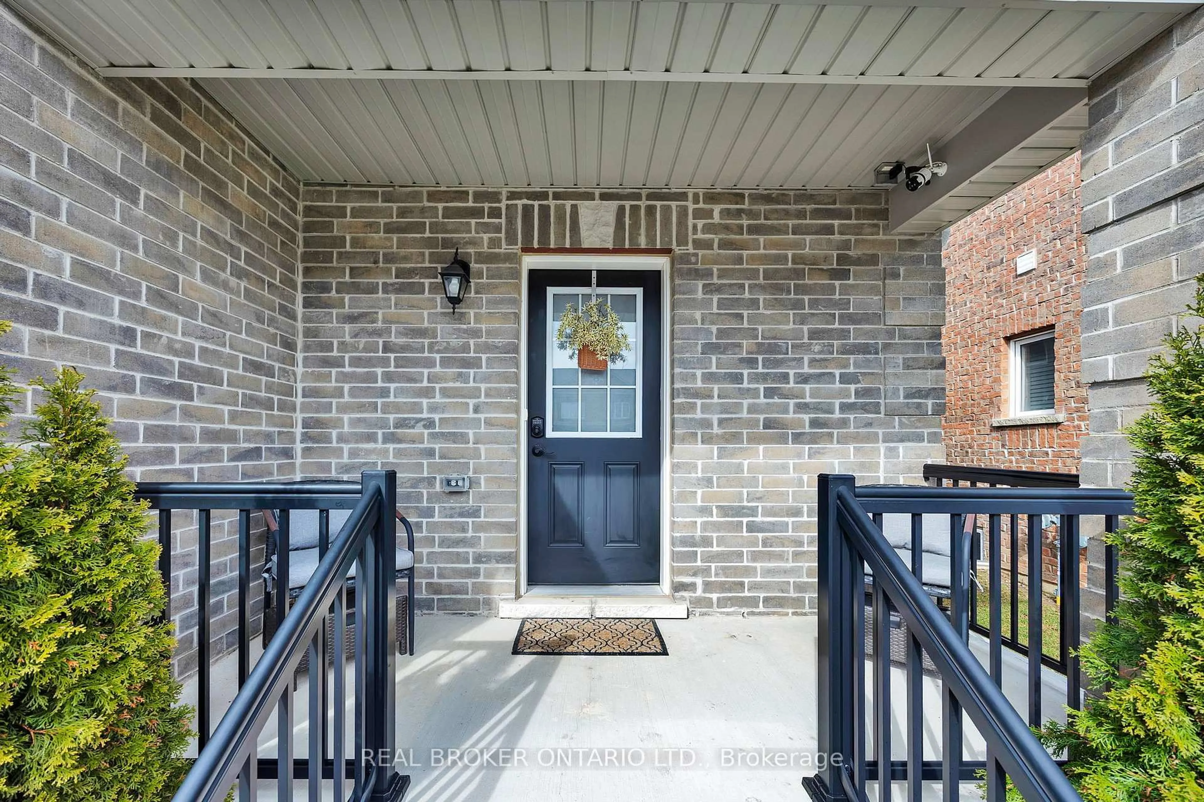 Unknown for 335 Krotz St, North Perth Ontario N4W 0H8