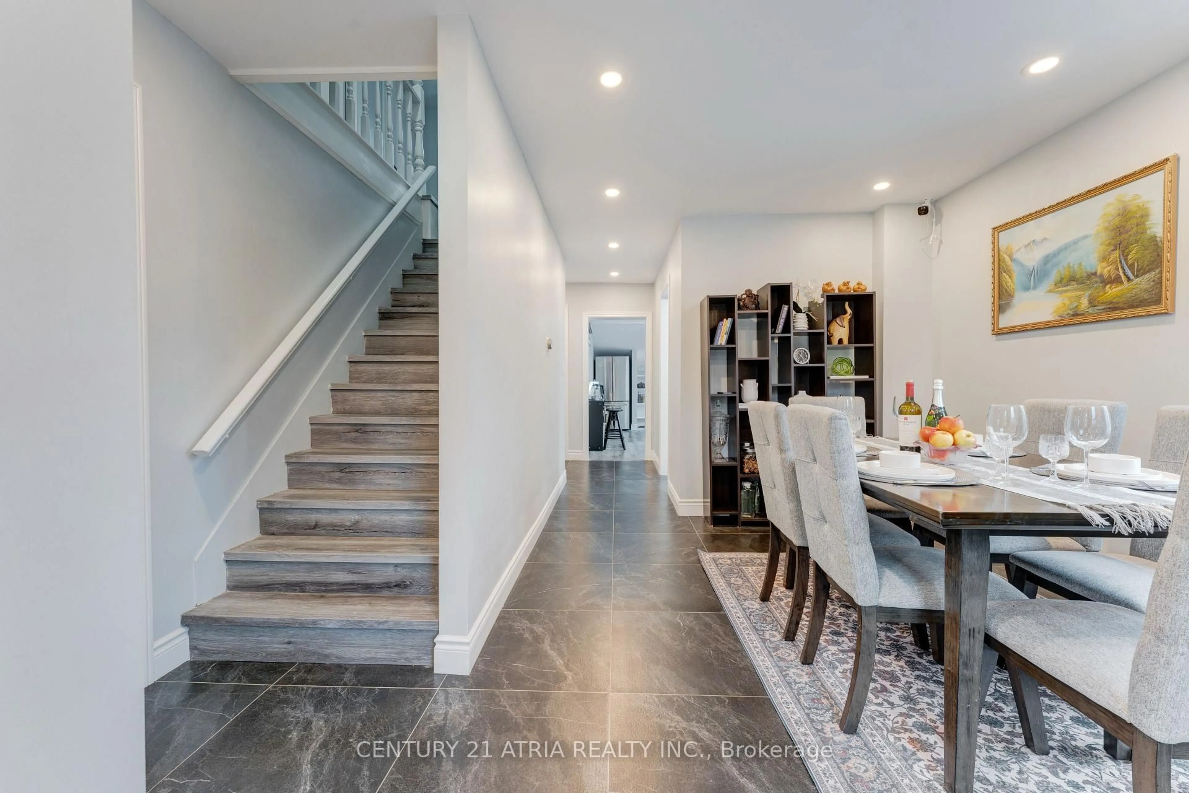 Unknown for 132 Waterloo St, Cambridge Ontario N3H 1M8