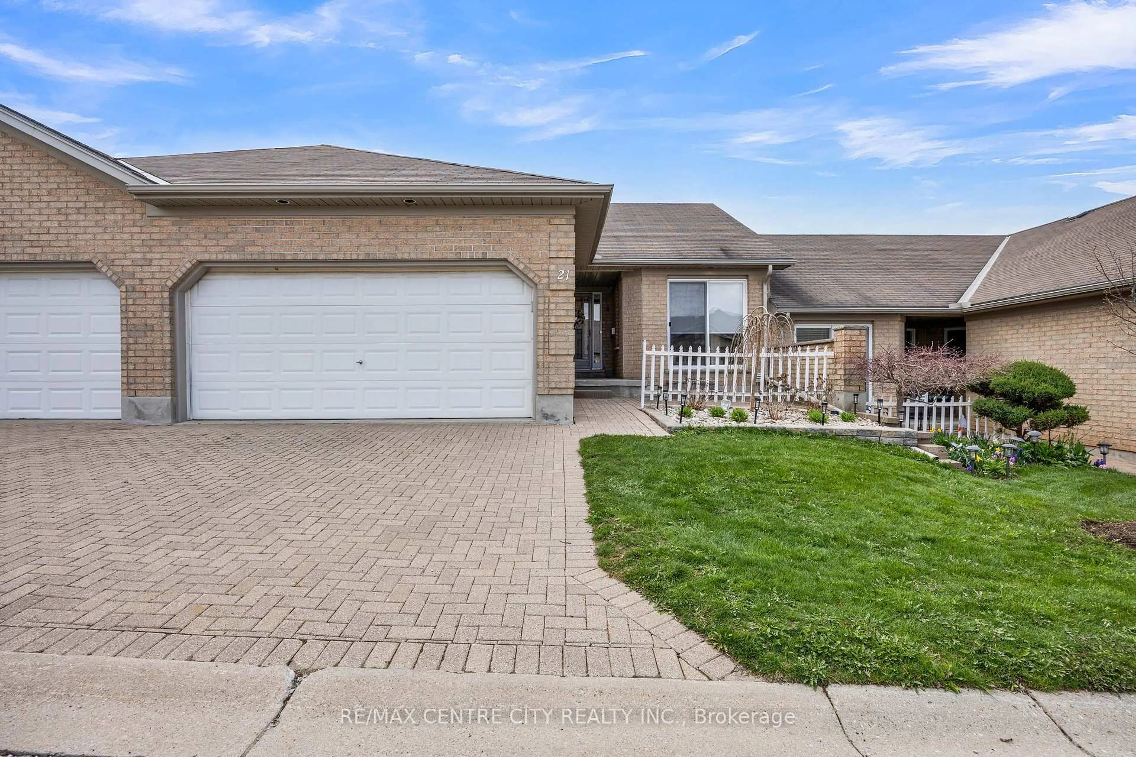 Home with brick exterior material, street for 861 Shelborne St #21, London South Ontario N5Z 5C5