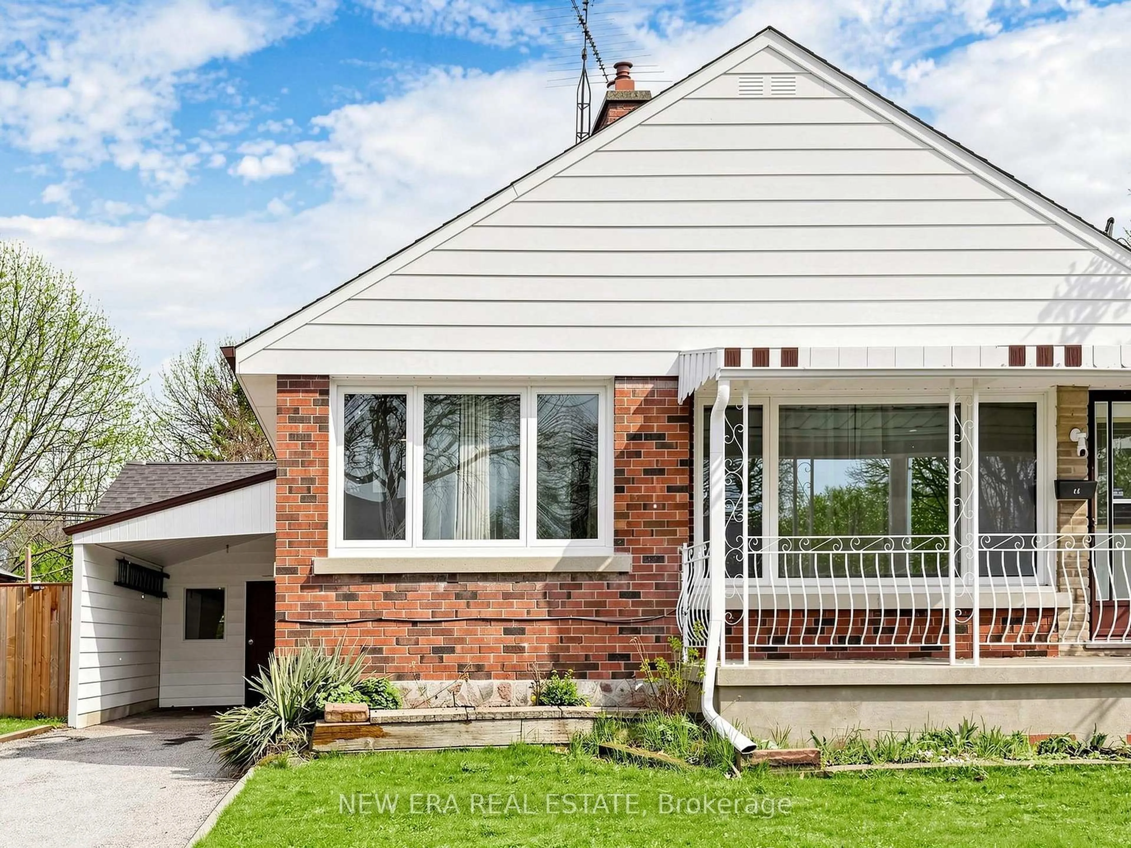 Home with vinyl exterior material, street for 48 Christopher Dr, Cambridge Ontario N1R 4R6