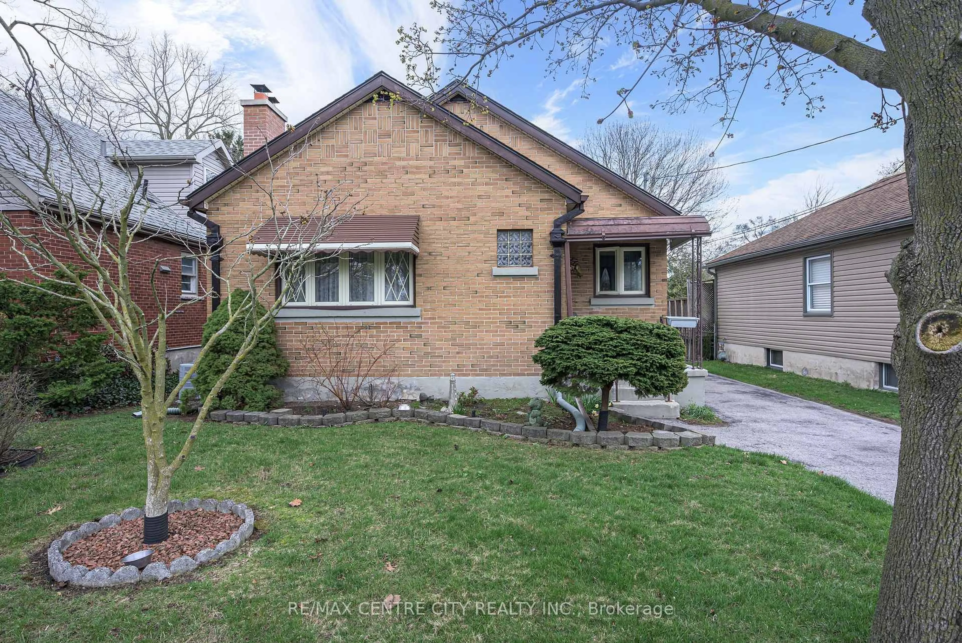 Home with brick exterior material, street for 140 Harley St, London East Ontario N5Y 2C2