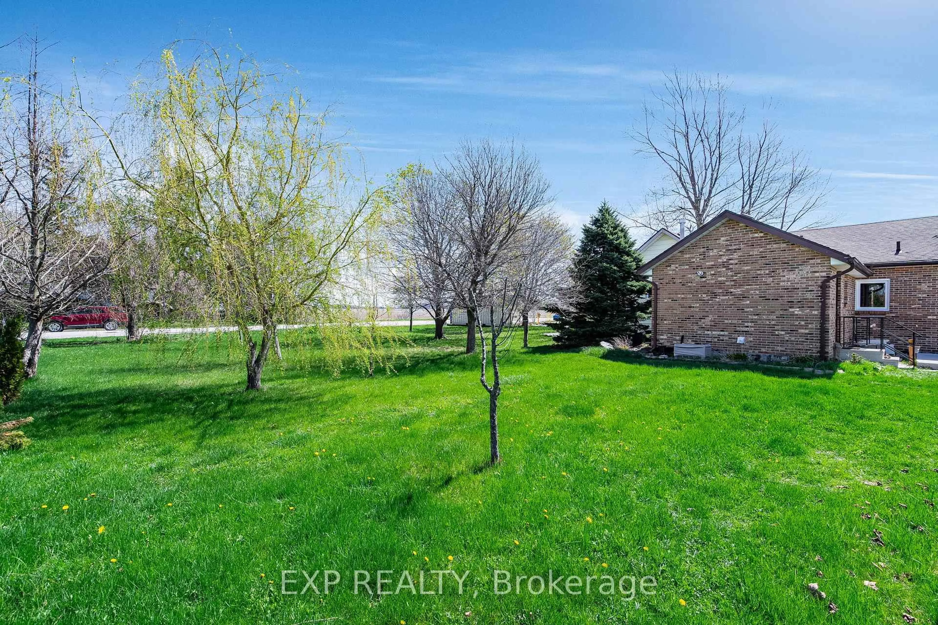 A pic from outside/outdoor area/front of a property/back of a property/a pic from drone, water/lake/river/ocean view for 229 Erie St. St, Chatham-Kent Ontario N0P 1W0