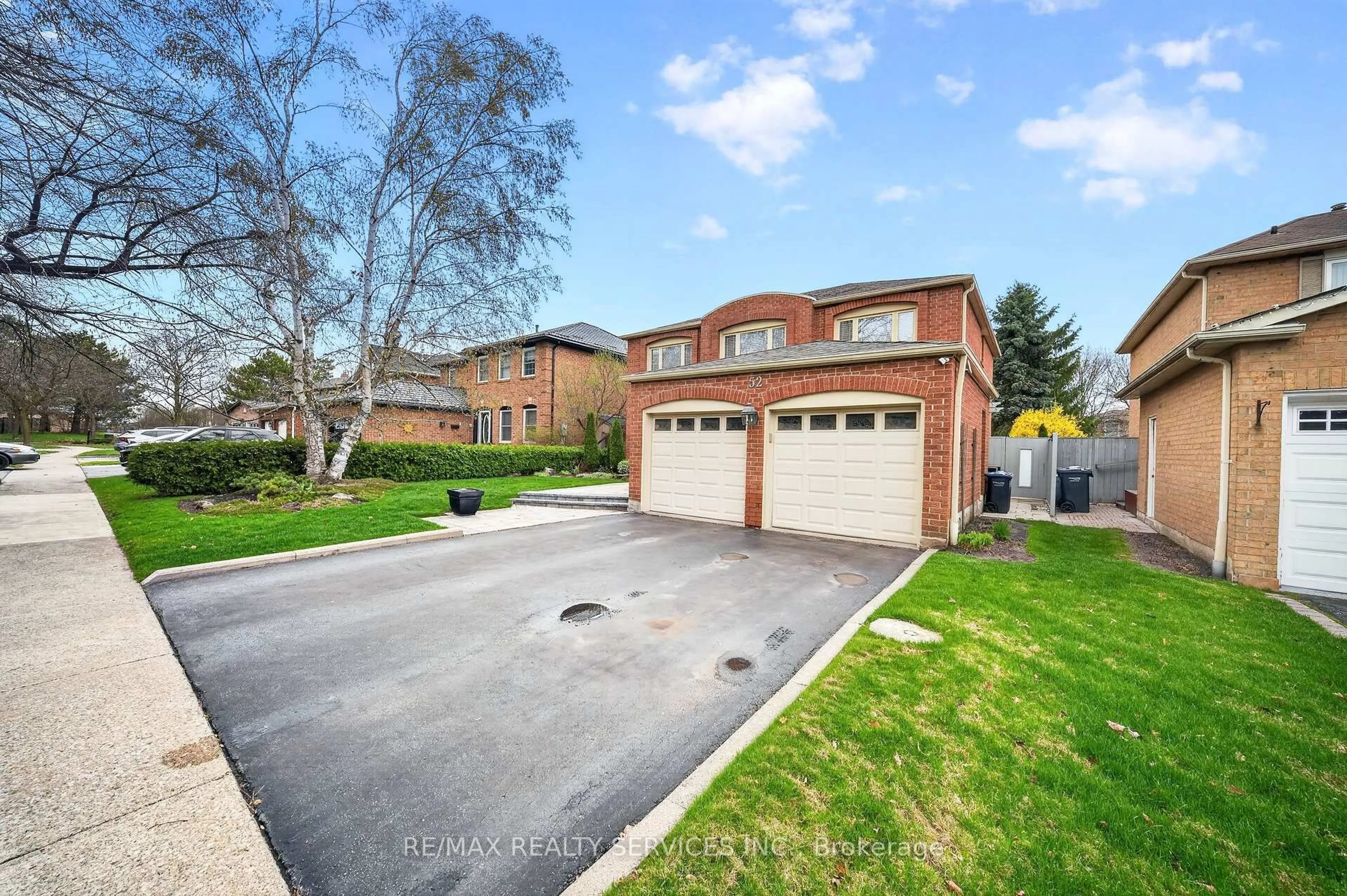 Home with brick exterior material, street for 60 Lynnmore St #301, Guelph Ontario N1L 0J8