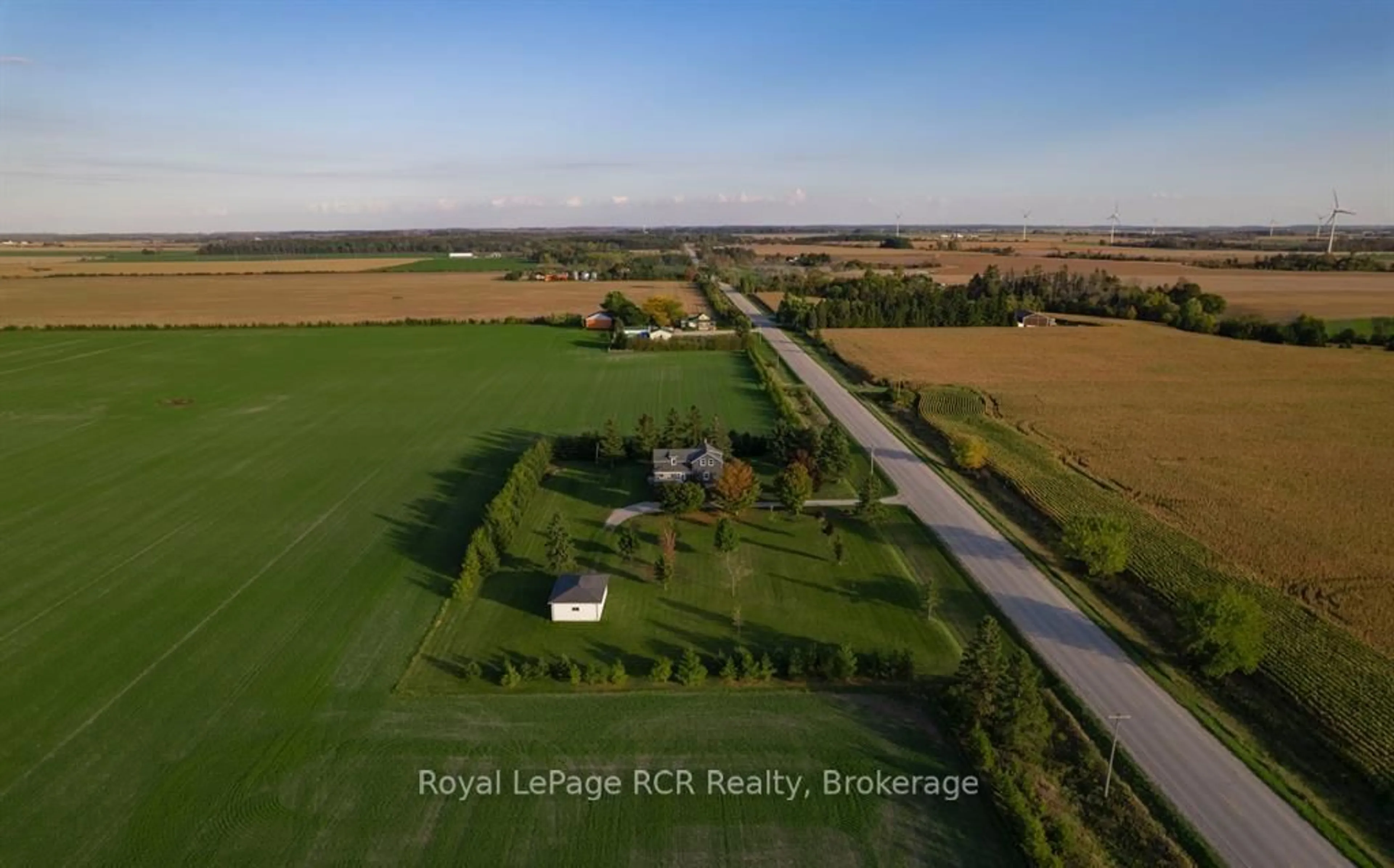 A pic from outside/outdoor area/front of a property/back of a property/a pic from drone, unknown for 3898 Bruce Road 6, Huron-Kinloss Ontario N0G 2R0