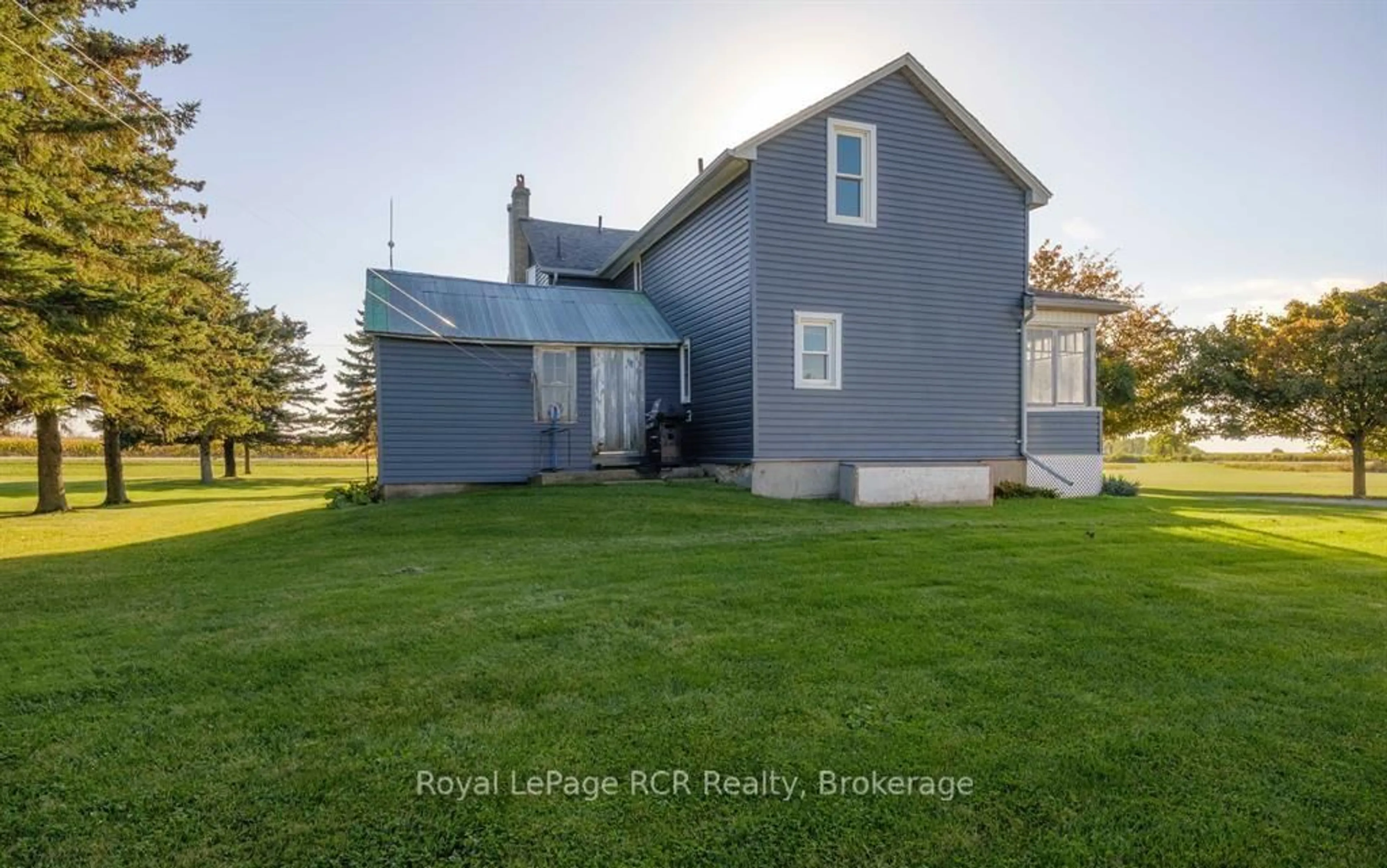 A pic from outside/outdoor area/front of a property/back of a property/a pic from drone, water/lake/river/ocean view for 3898 Bruce Road 6, Huron-Kinloss Ontario N0G 2R0