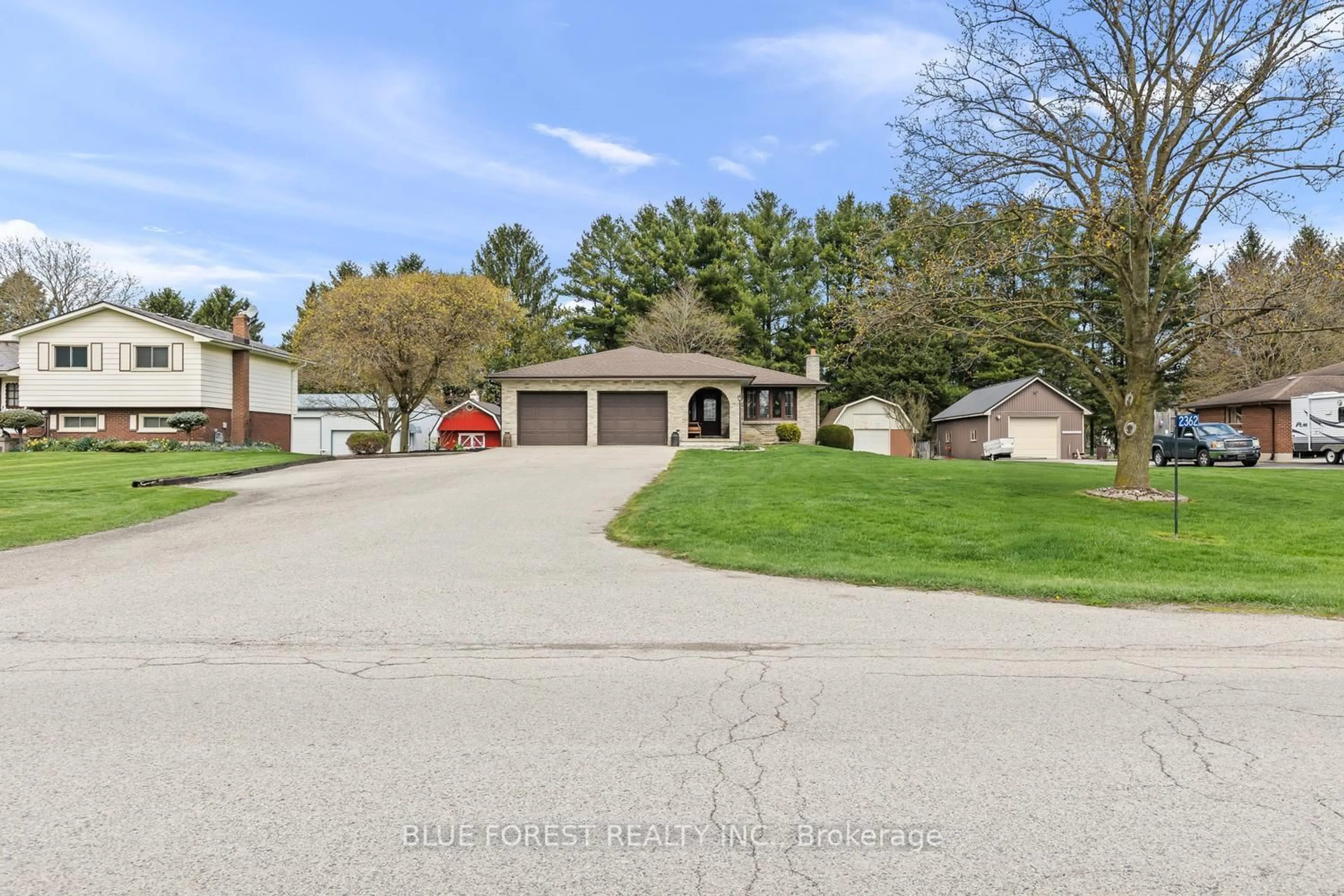 A pic from outside/outdoor area/front of a property/back of a property/a pic from drone, street for 2362 Slo Pitch Rd, Thames Centre Ontario N0L 2B0