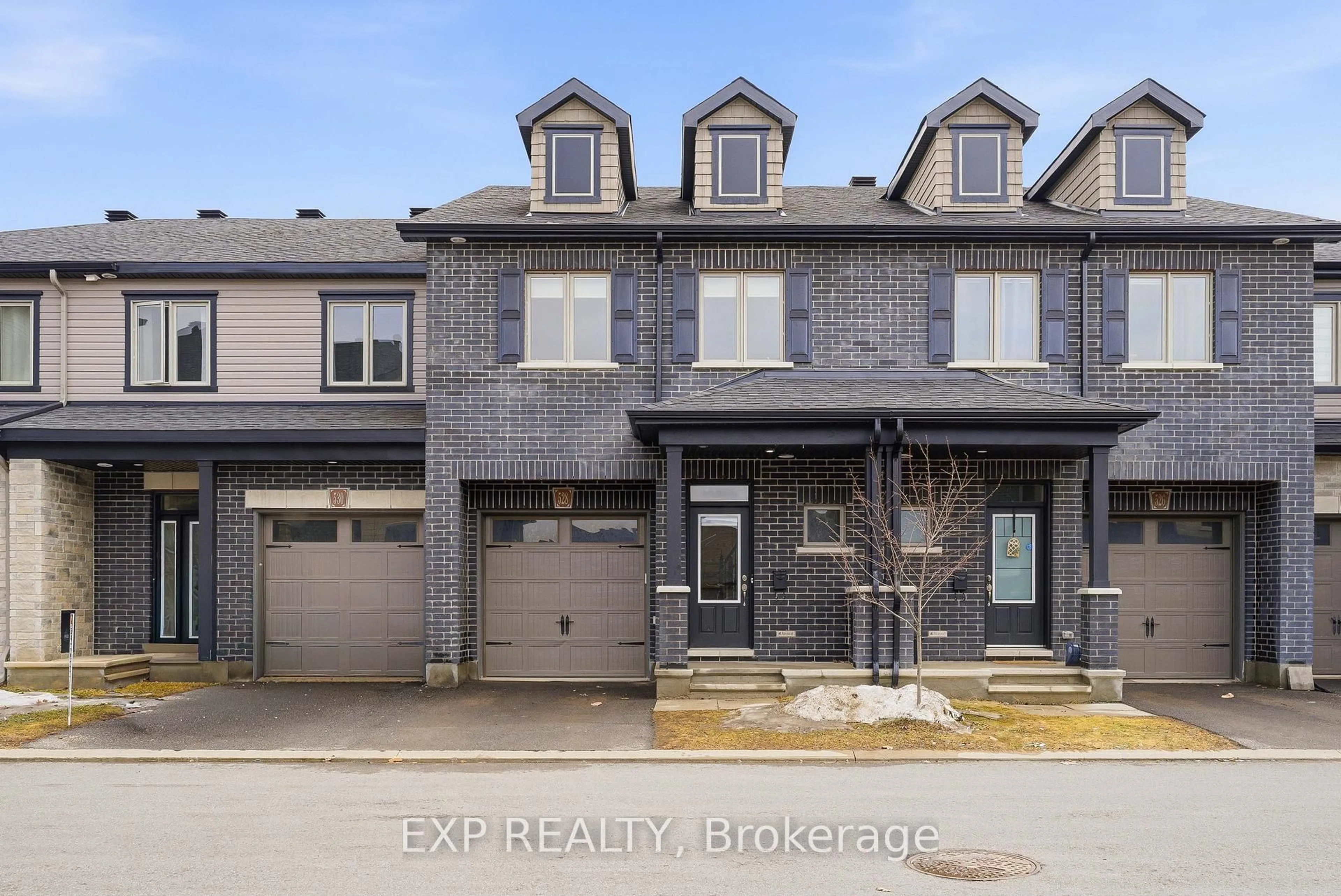 A pic from outside/outdoor area/front of a property/back of a property/a pic from drone, street for 528 Fawn Valley Private, Ottawa Ontario K1T 0W5