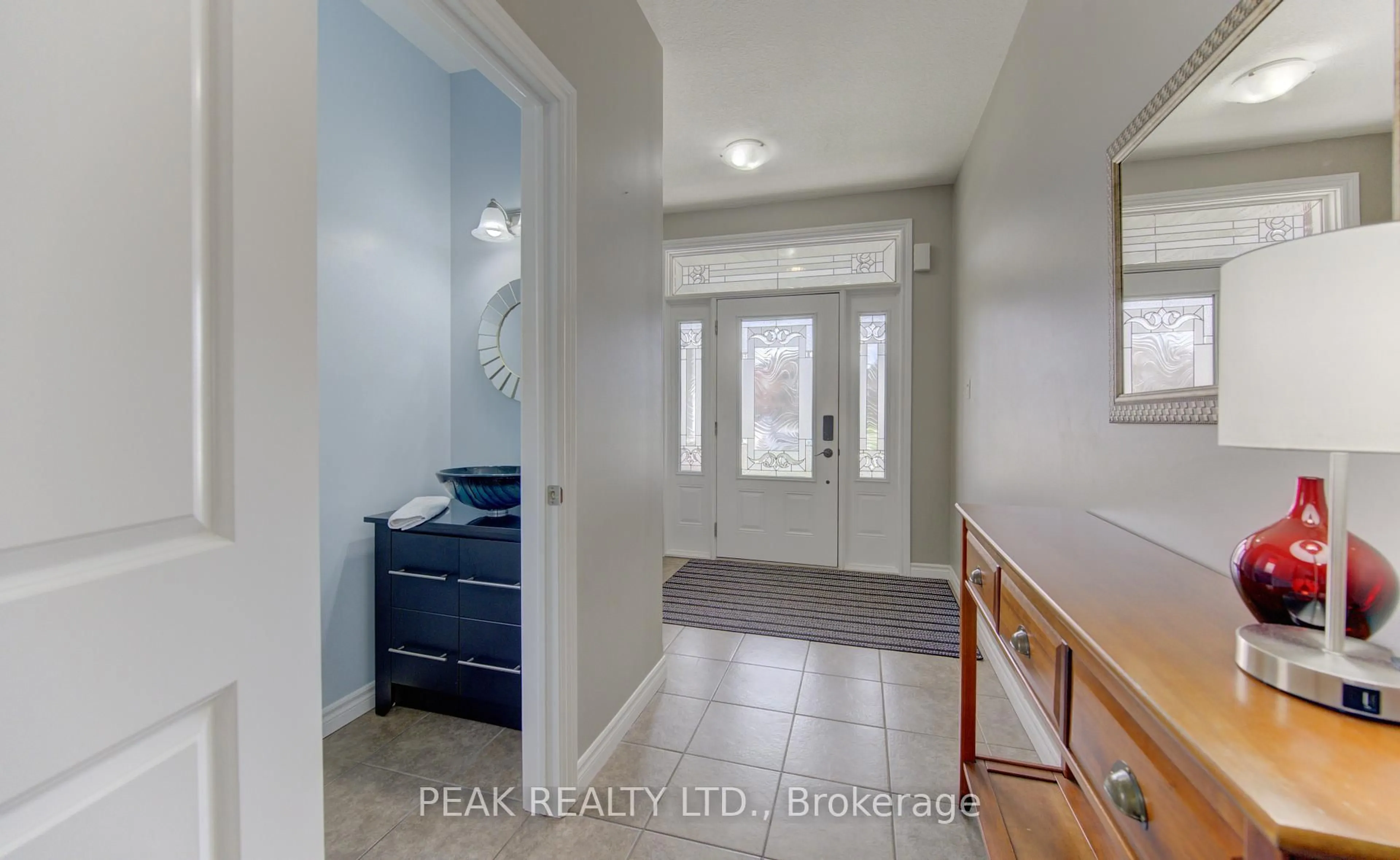 Indoor entryway for 64 Walter Perry Pl, Wilmot Ontario N3A 0B4