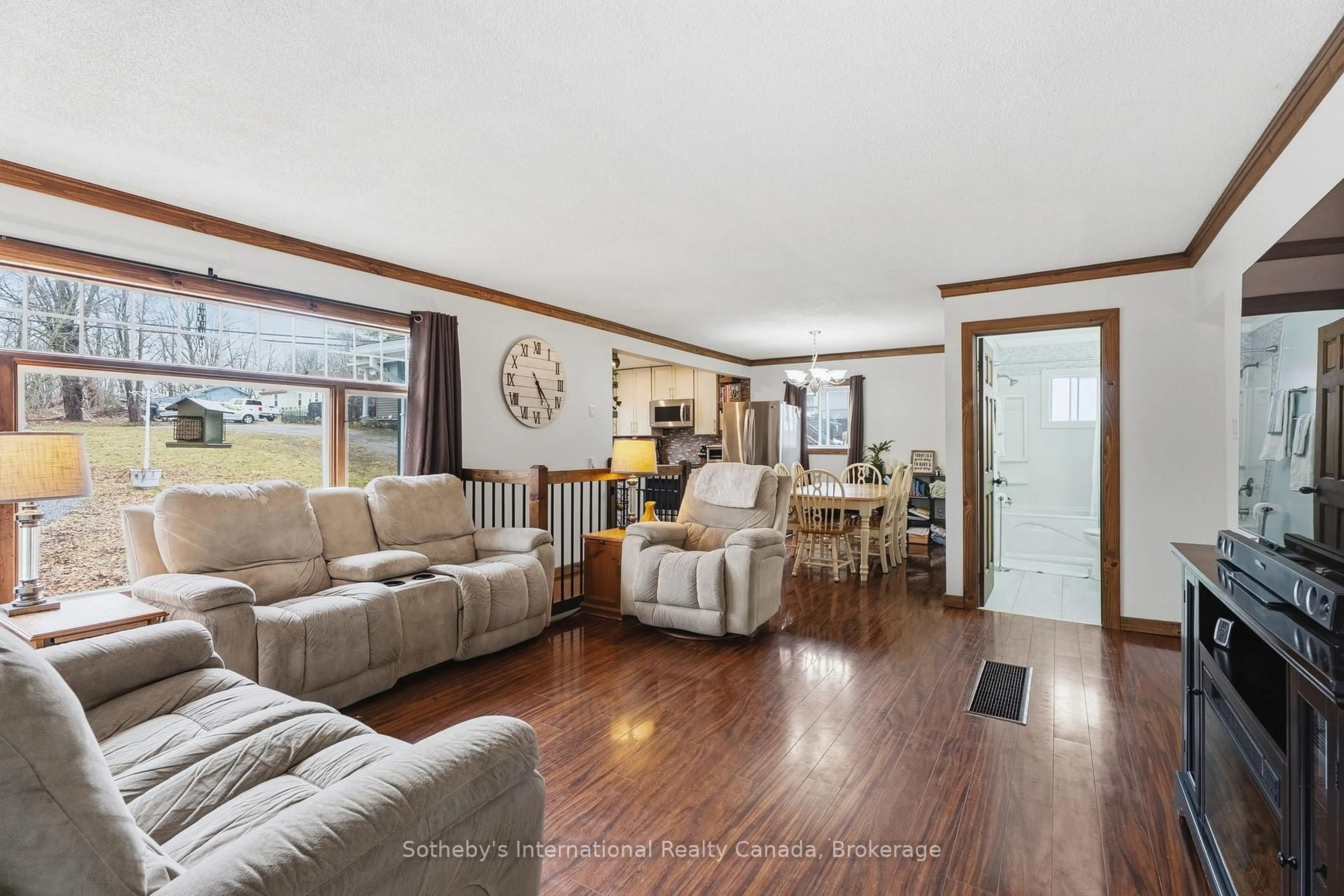 Living room with furniture, wood/laminate floor for 296 High St, Georgian Bay Ontario P0C 1H0