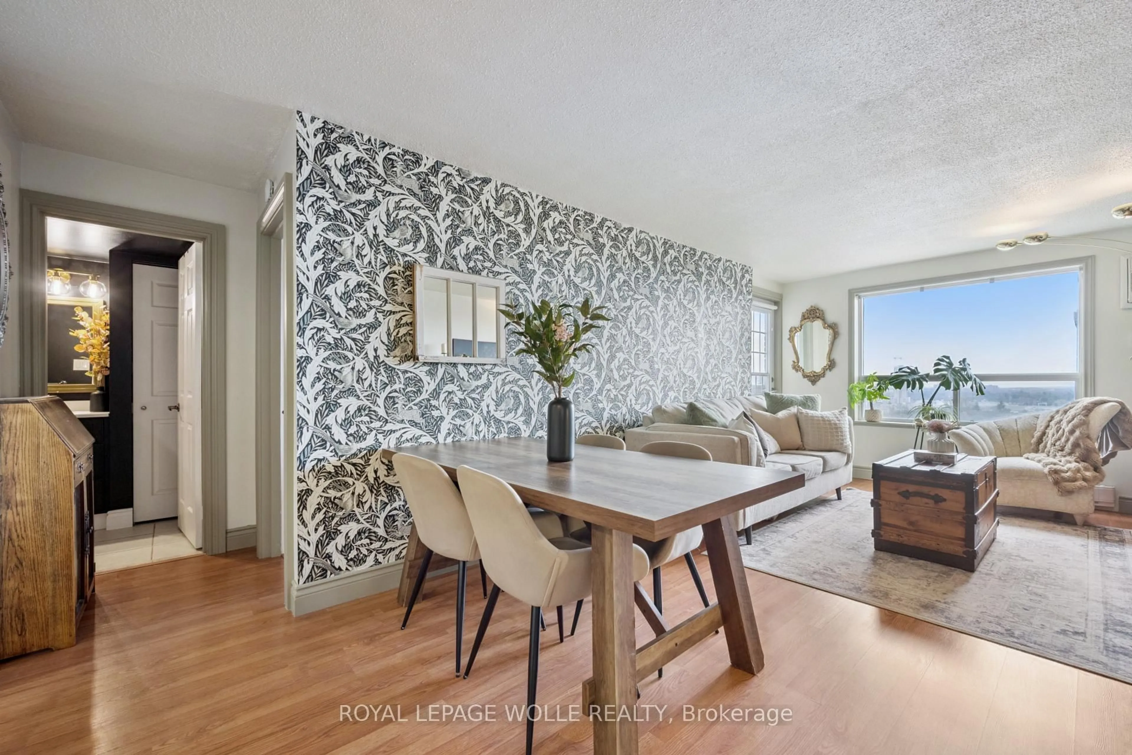 Unknown for 64 Benton St #1406, Kitchener Ontario N2G 4L9