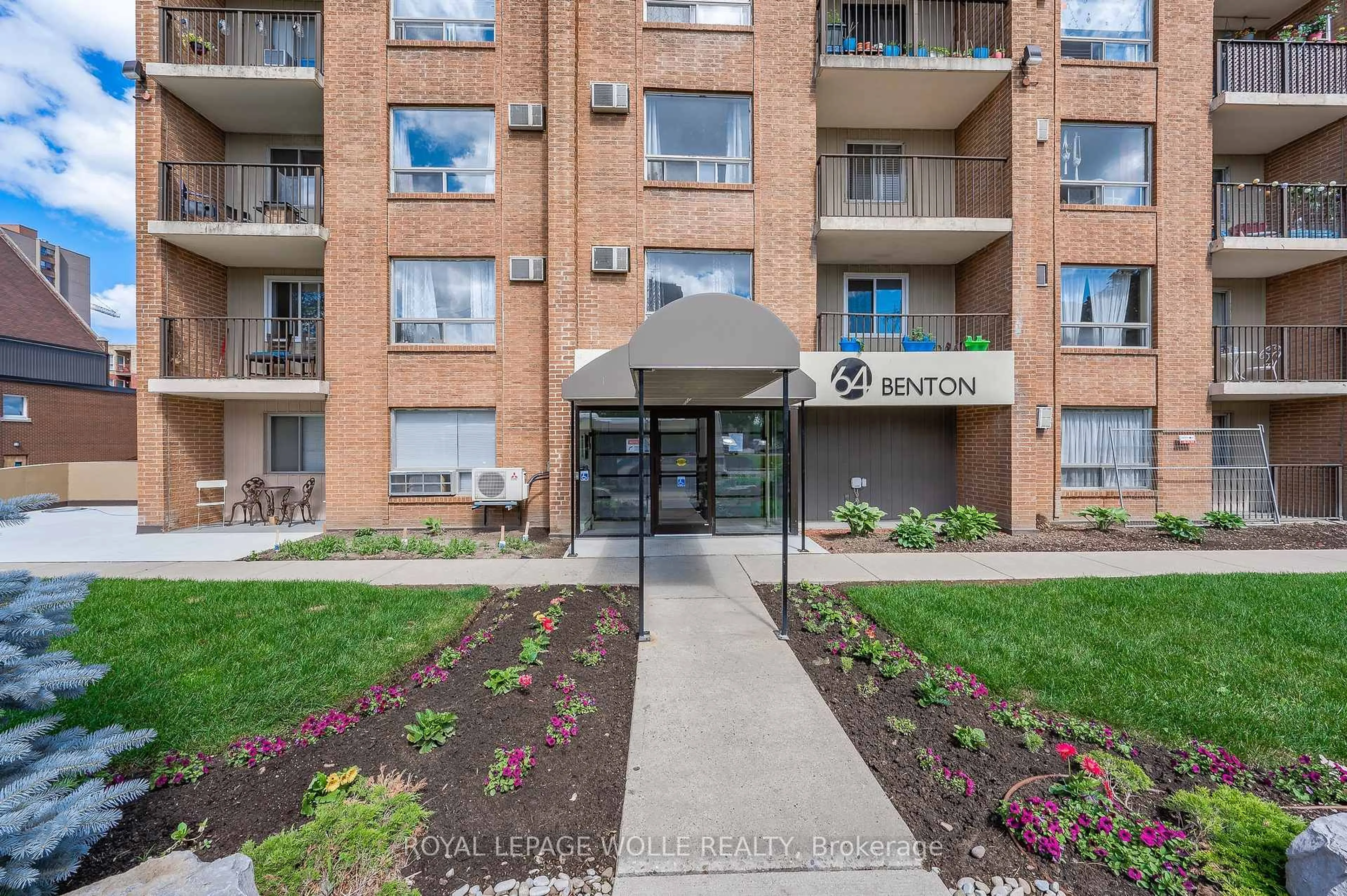 Unknown for 64 Benton St #1406, Kitchener Ontario N2G 4L9