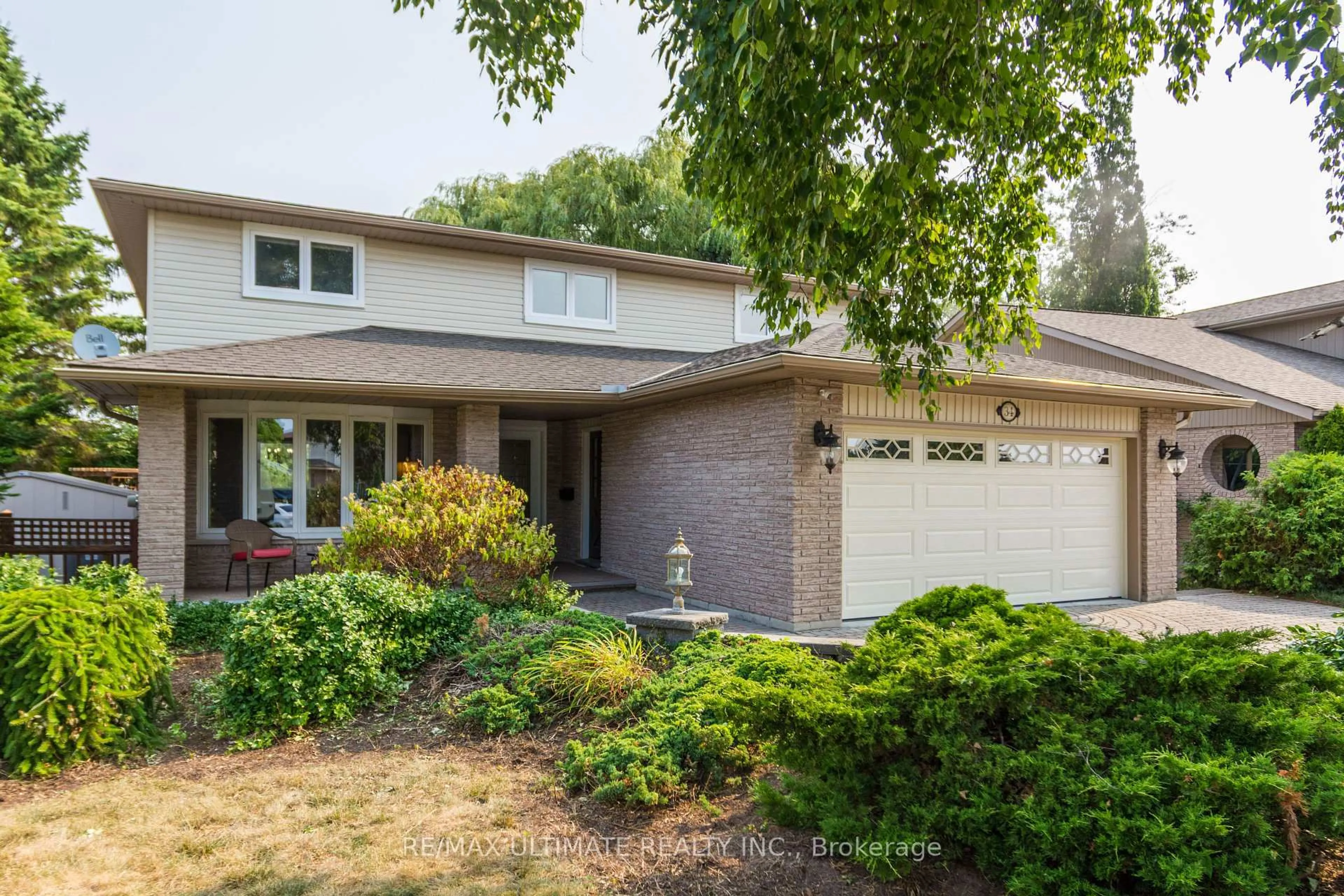 Home with brick exterior material, street for 34 Briarwood Cres Cres, Belleville Ontario K8N 5K9