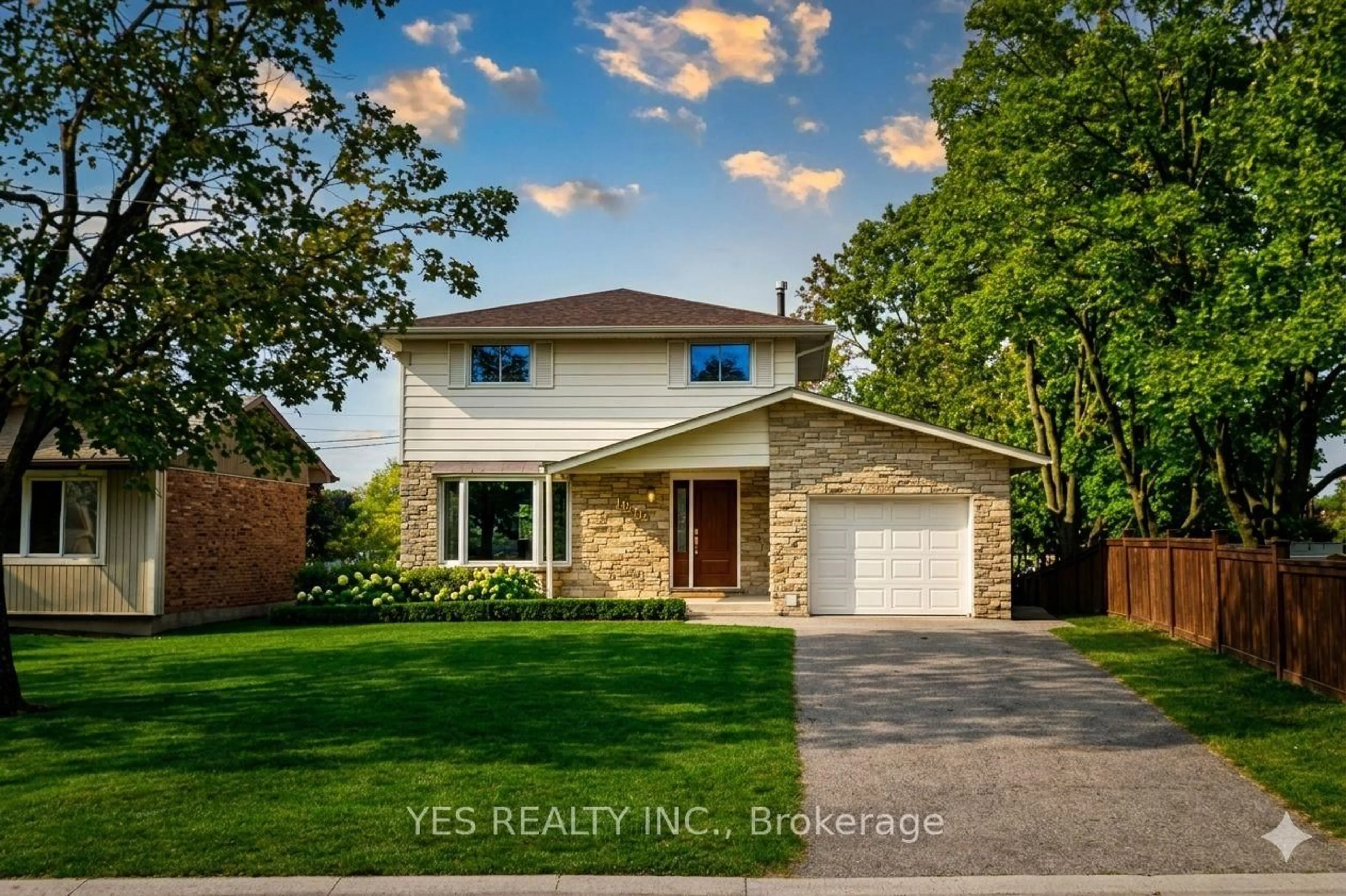 Home with brick exterior material, street for 1246 Fairview Rd, Cambridge Ontario N3H 4M3