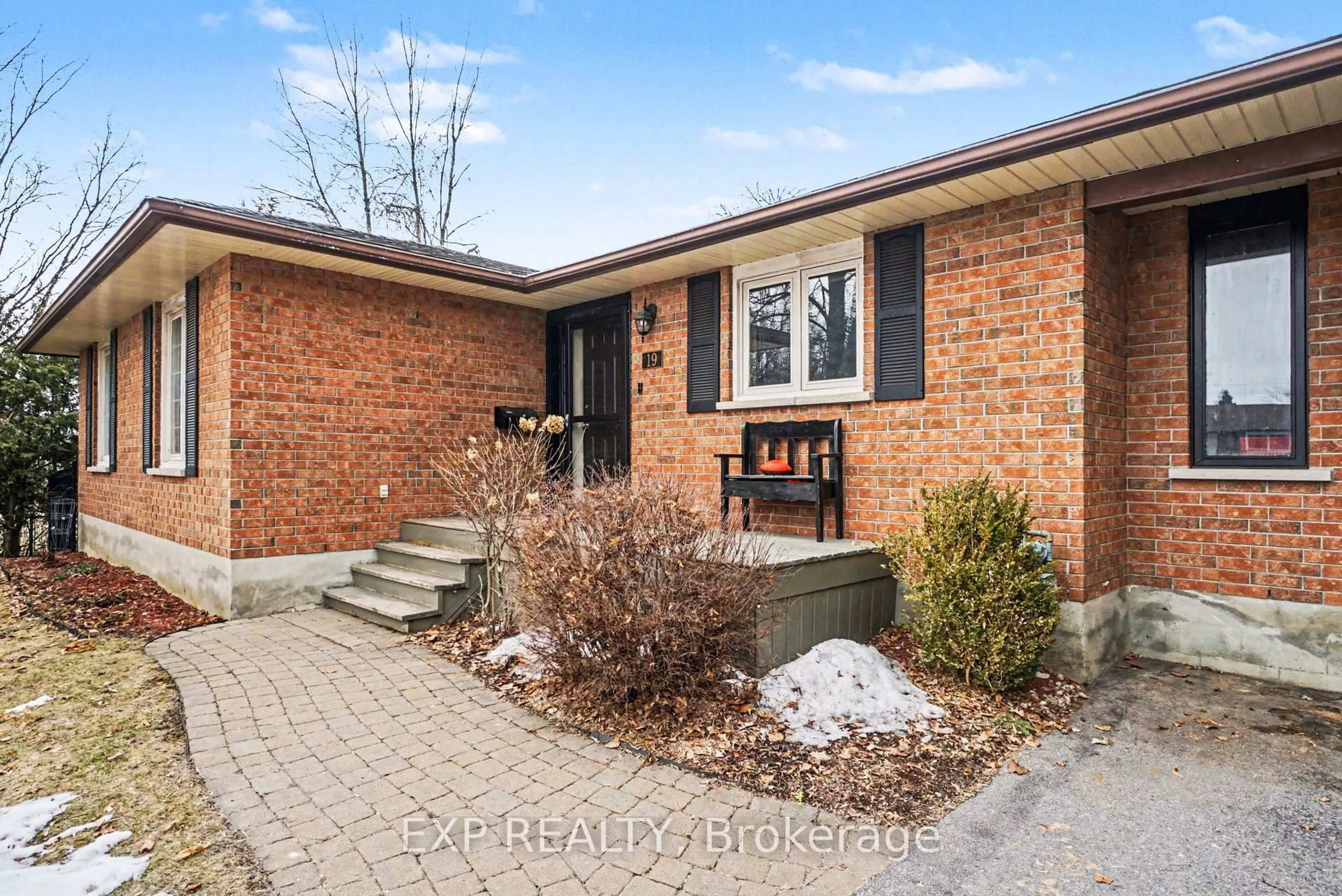 Home with brick exterior material, street for 19 Jessie Dr, Perth Ontario K7H 3J8