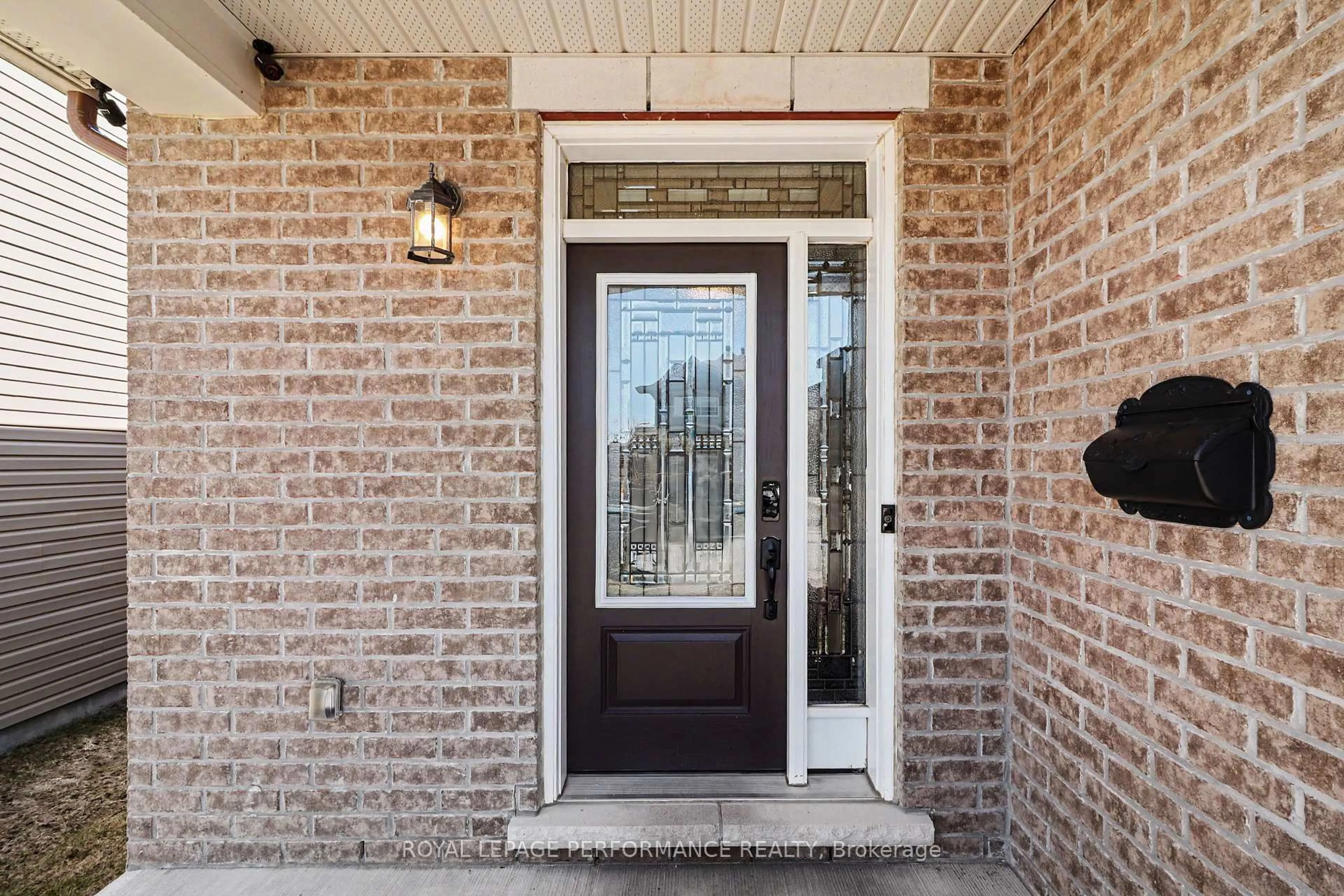 Home with brick exterior material, street for 717 Magnolia St, Ottawa Ontario K4A 0Z2