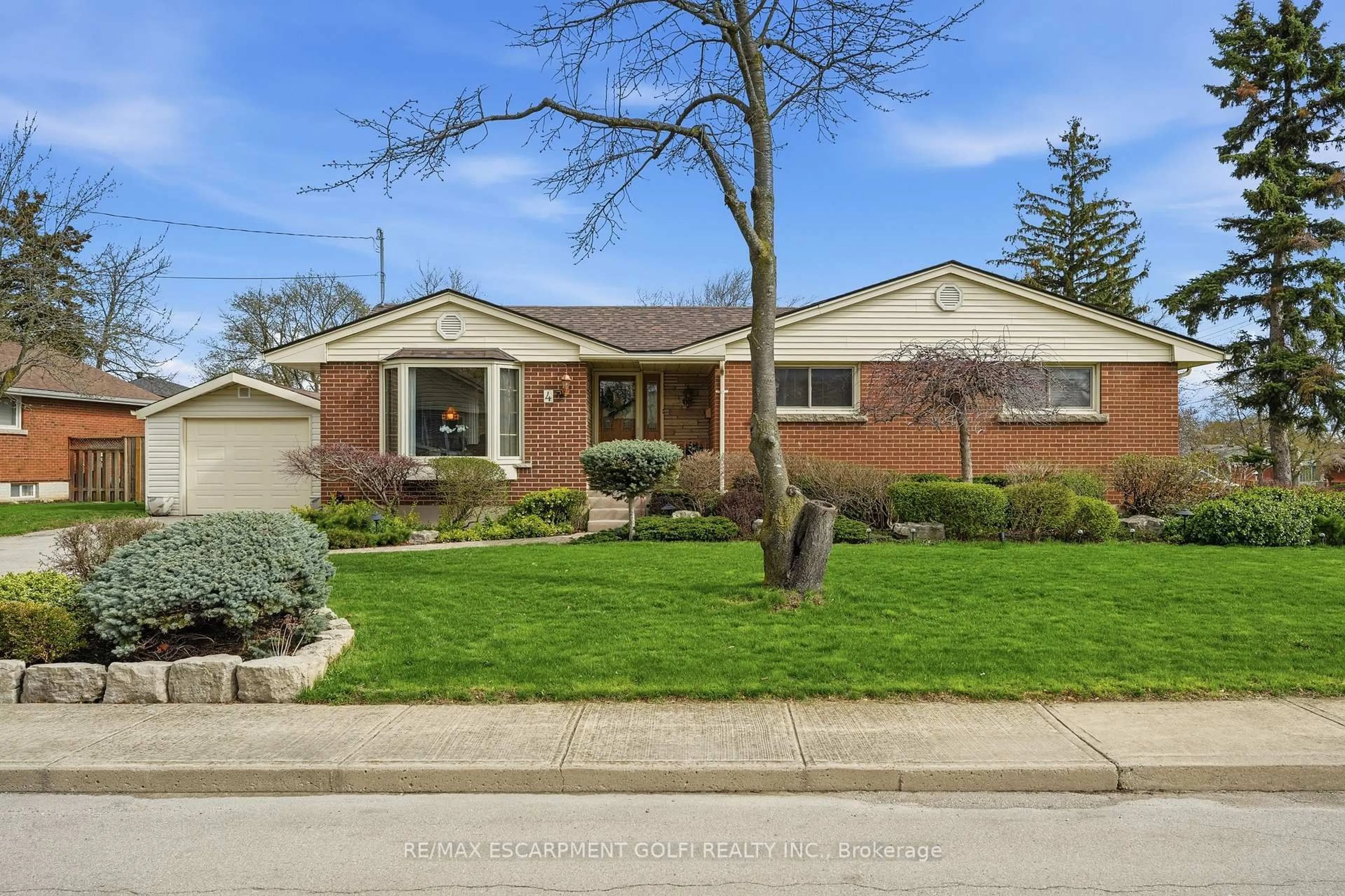 Home with brick exterior material, street for 4 Tilbury Crt, Hamilton Ontario L8T 2M4