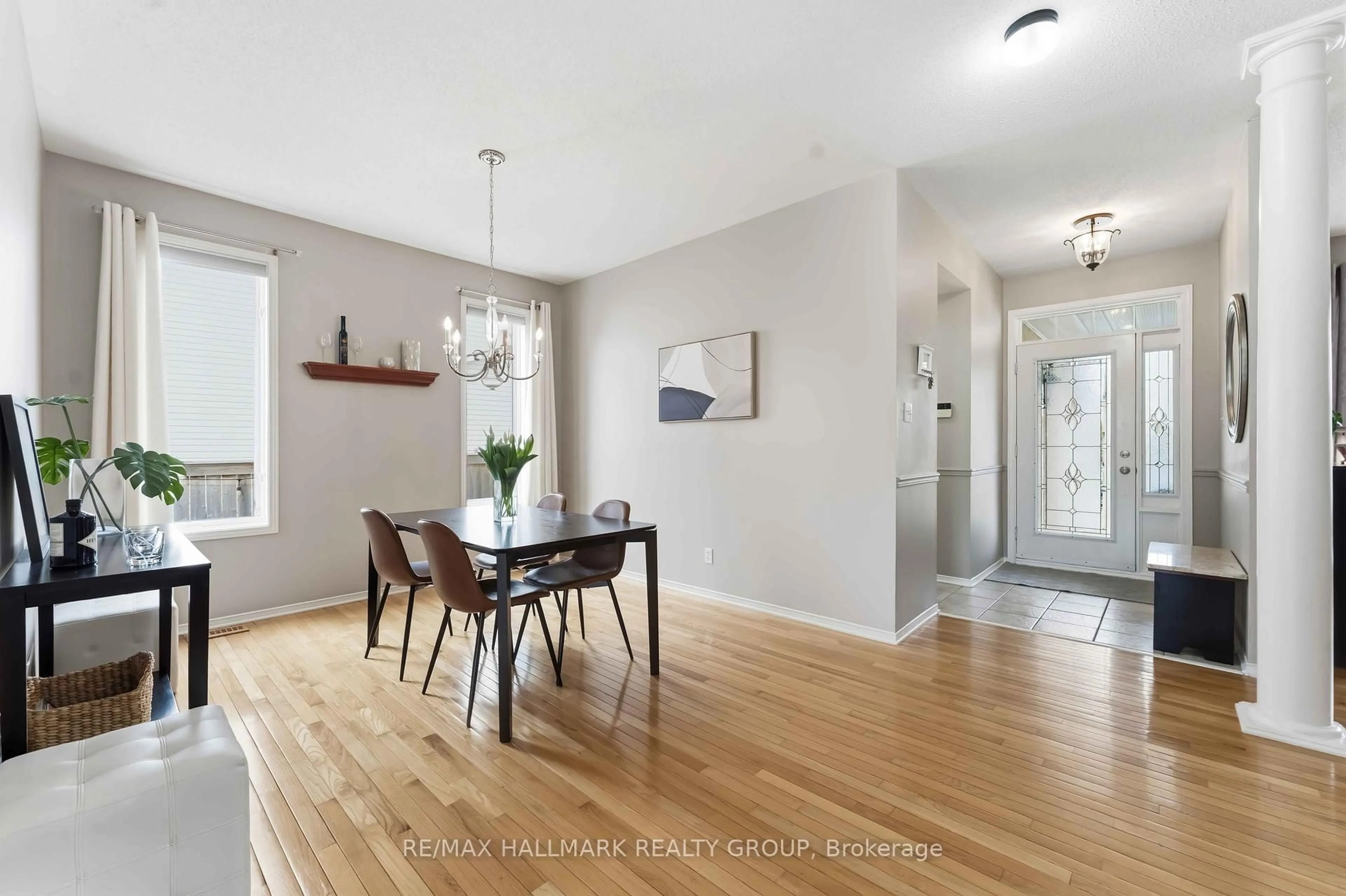 Dining room, unknown for 29 Birchfield Ave, Kanata Ontario K2M 2N5