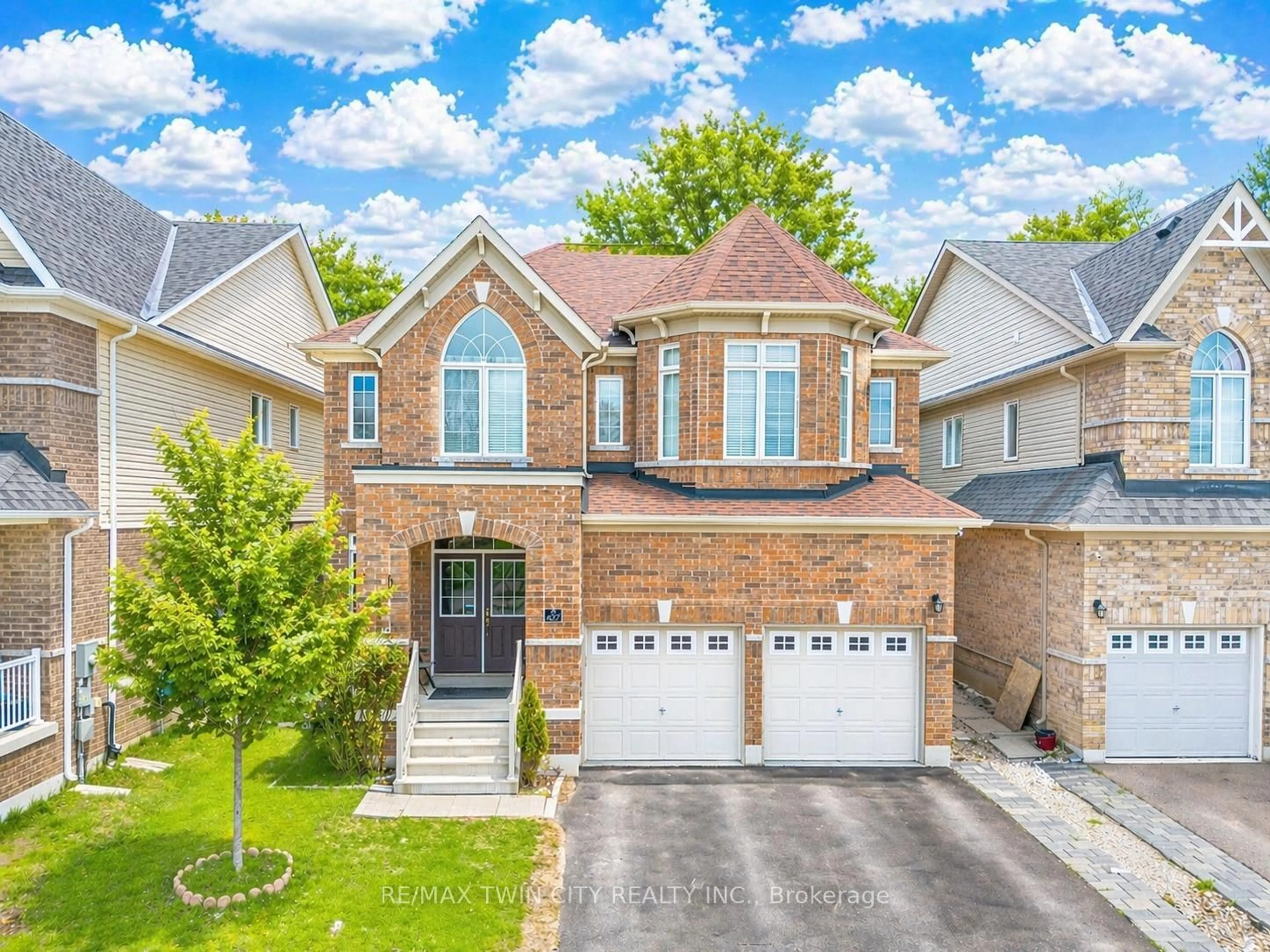 Home with brick exterior material, street for 667 Linden Dr, Cambridge Ontario N3H 0B6