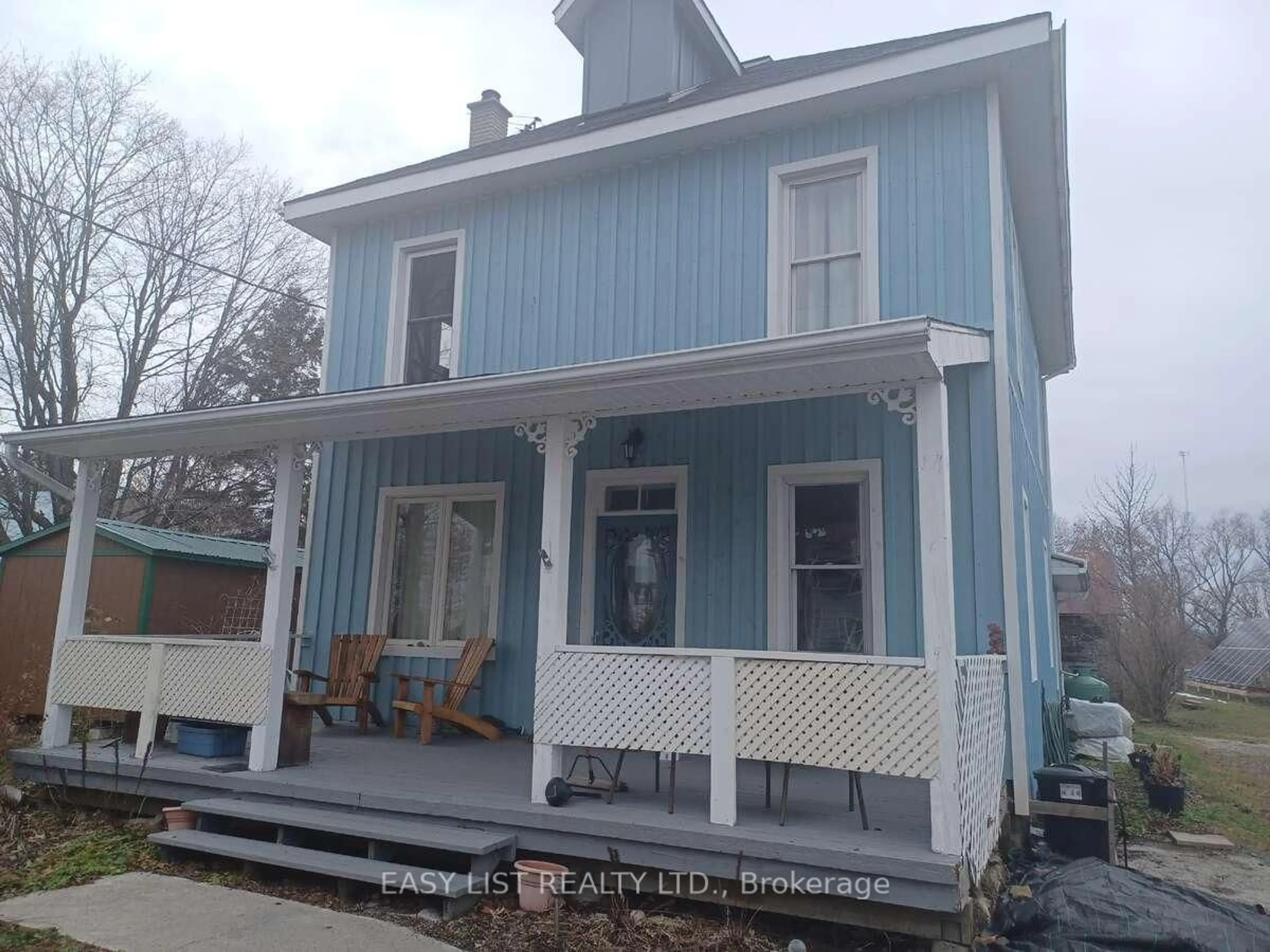 Home with vinyl exterior material, street for 1104 County Road 16, Merrickville-Wolford Ontario K0G 1G0