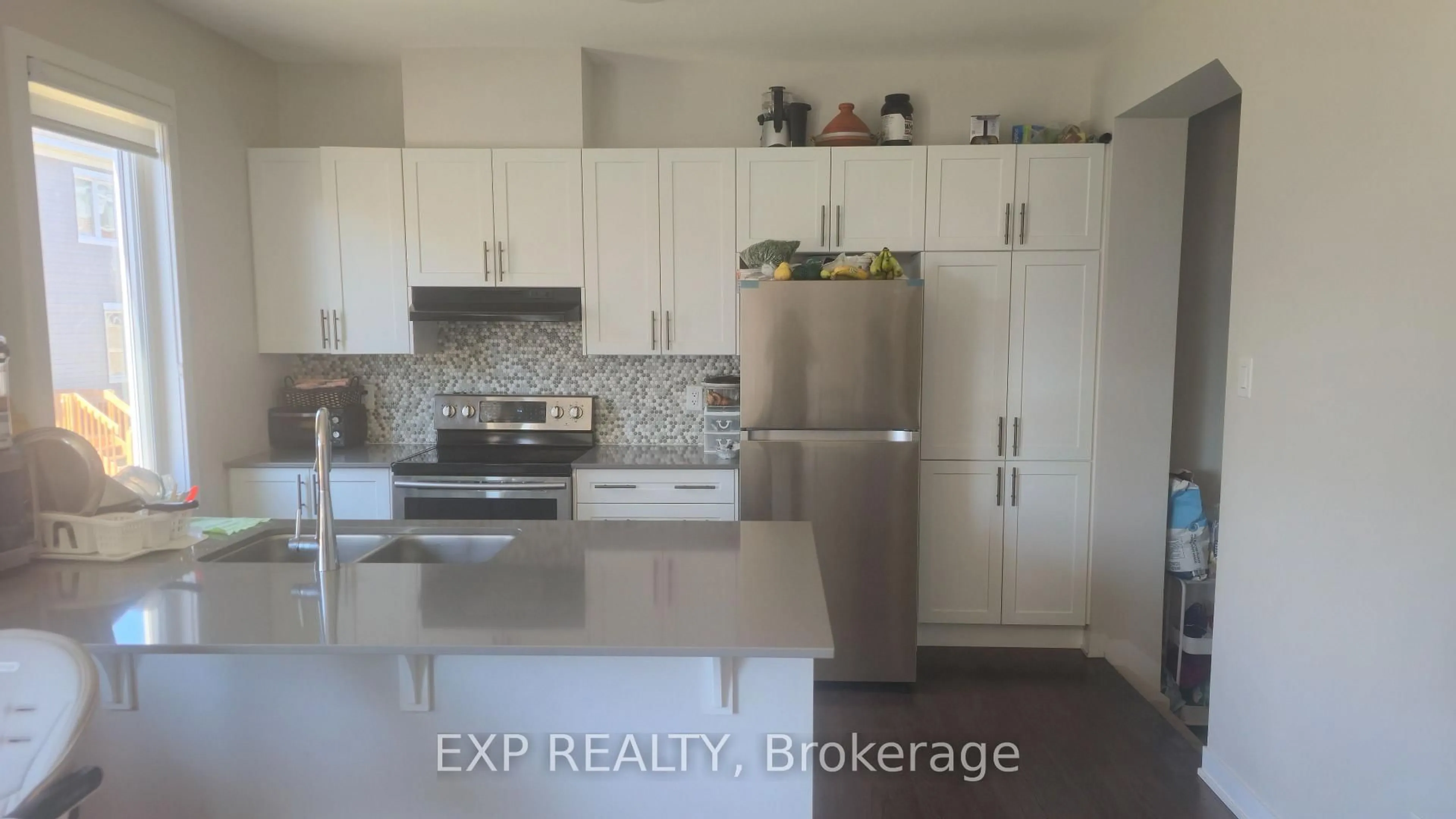 Open concept kitchen, unknown for 16 Tenuto Lane, Ottawa Ontario K1W 0S4