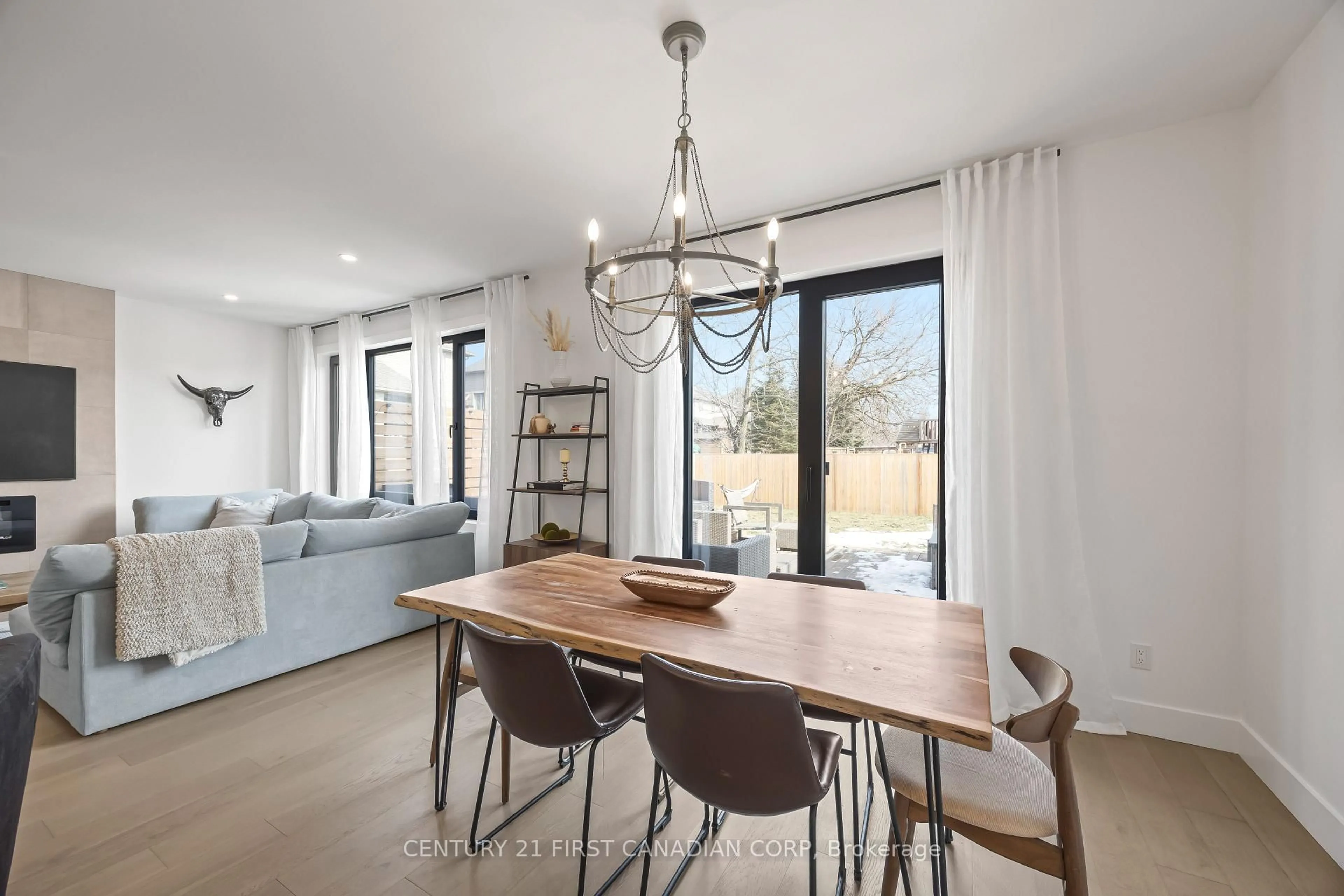 Dining room, unknown for 2258 Wickerson Rd, London South Ontario N6K 0C3