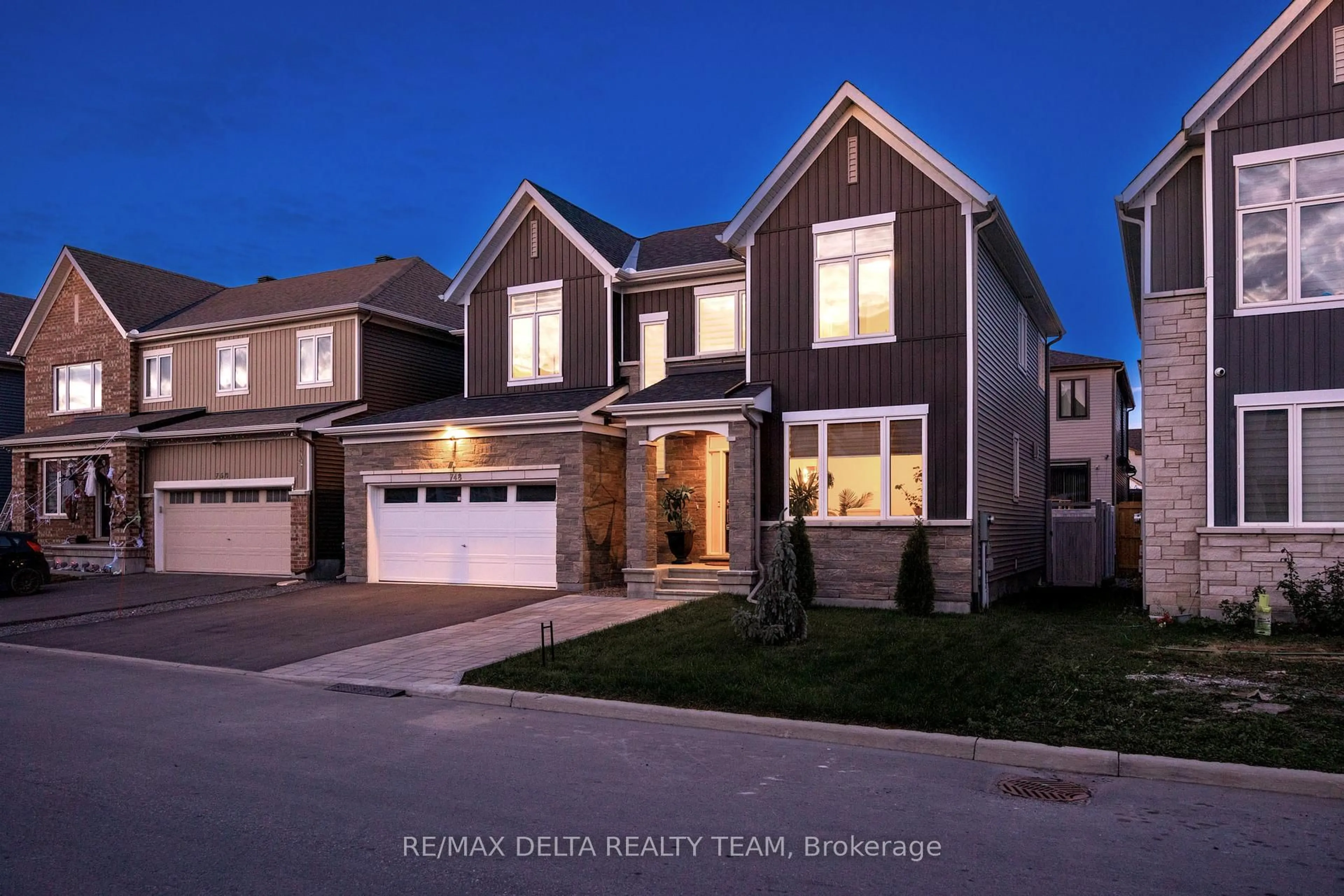 Home with brick exterior material, street for 748 Vennecy Terr, Ottawa Ontario K1W 1H2