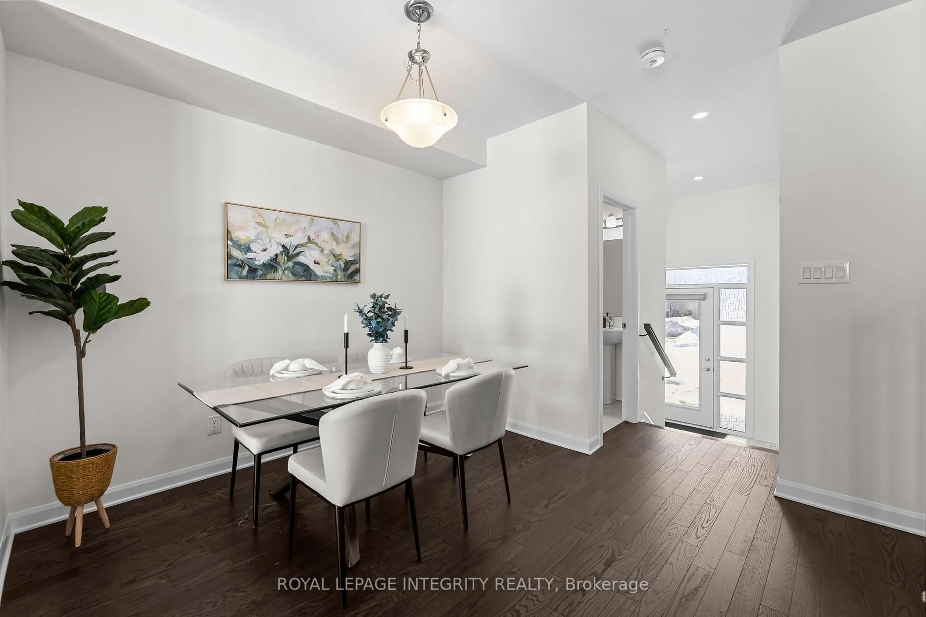 Dining room, wood/laminate floor for 166 Invention Blvd, Kanata Ontario K2W 0L6