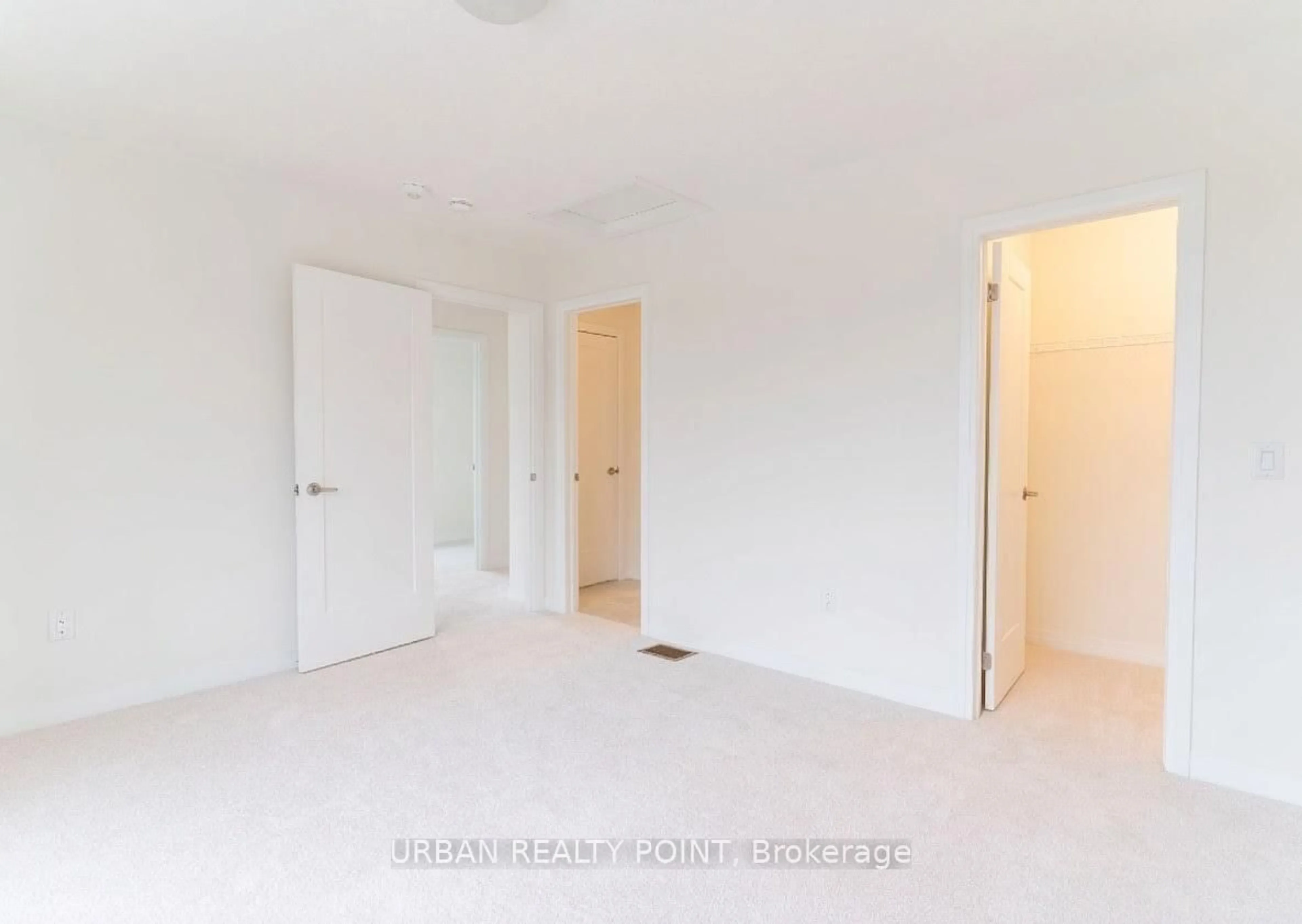 A pic of a room for 185 Blacklock St, Cambridge Ontario N1S 0C6