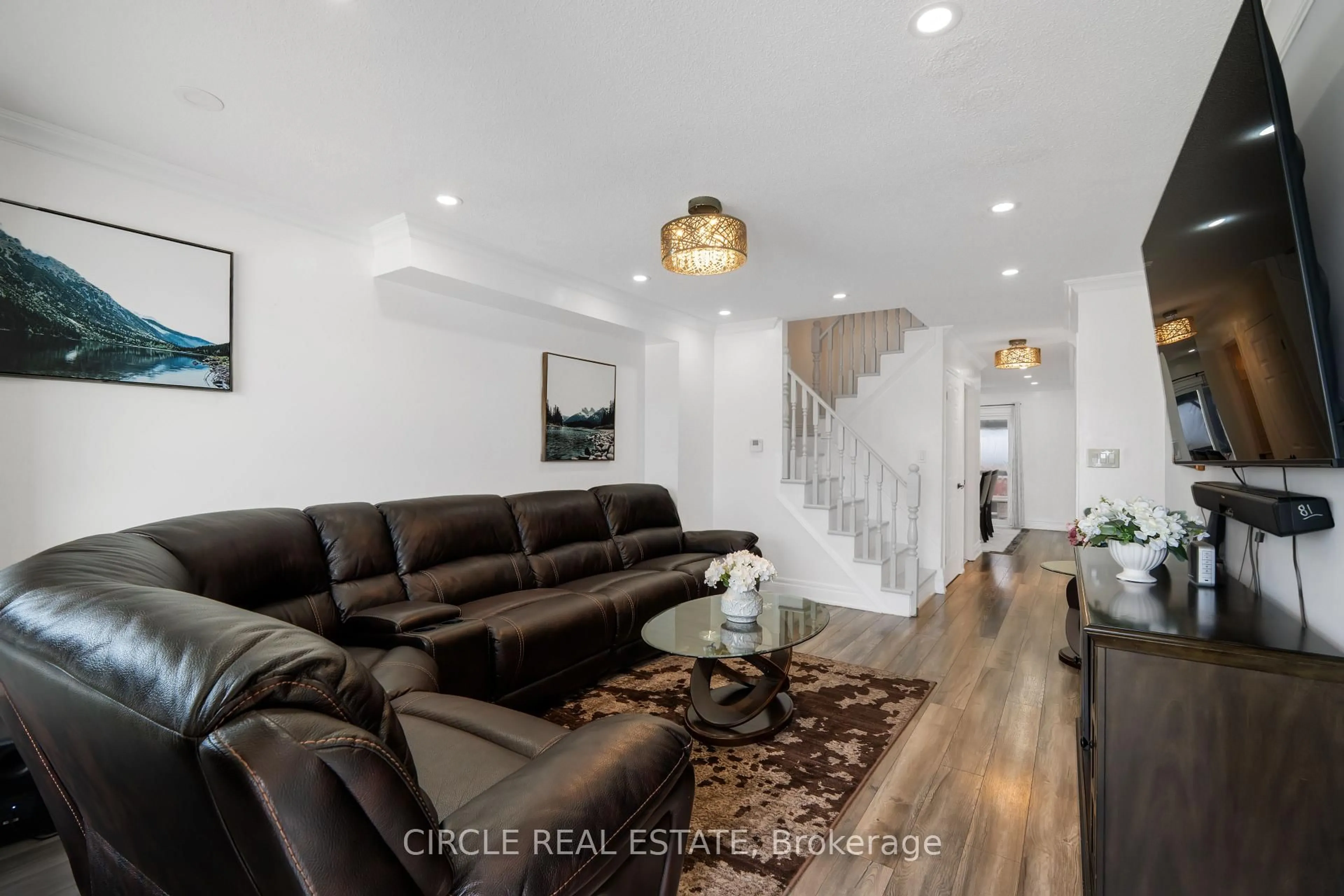 Living room with furniture, unknown for 64 Lampman Cres, Thorold Ontario L2V 4K7