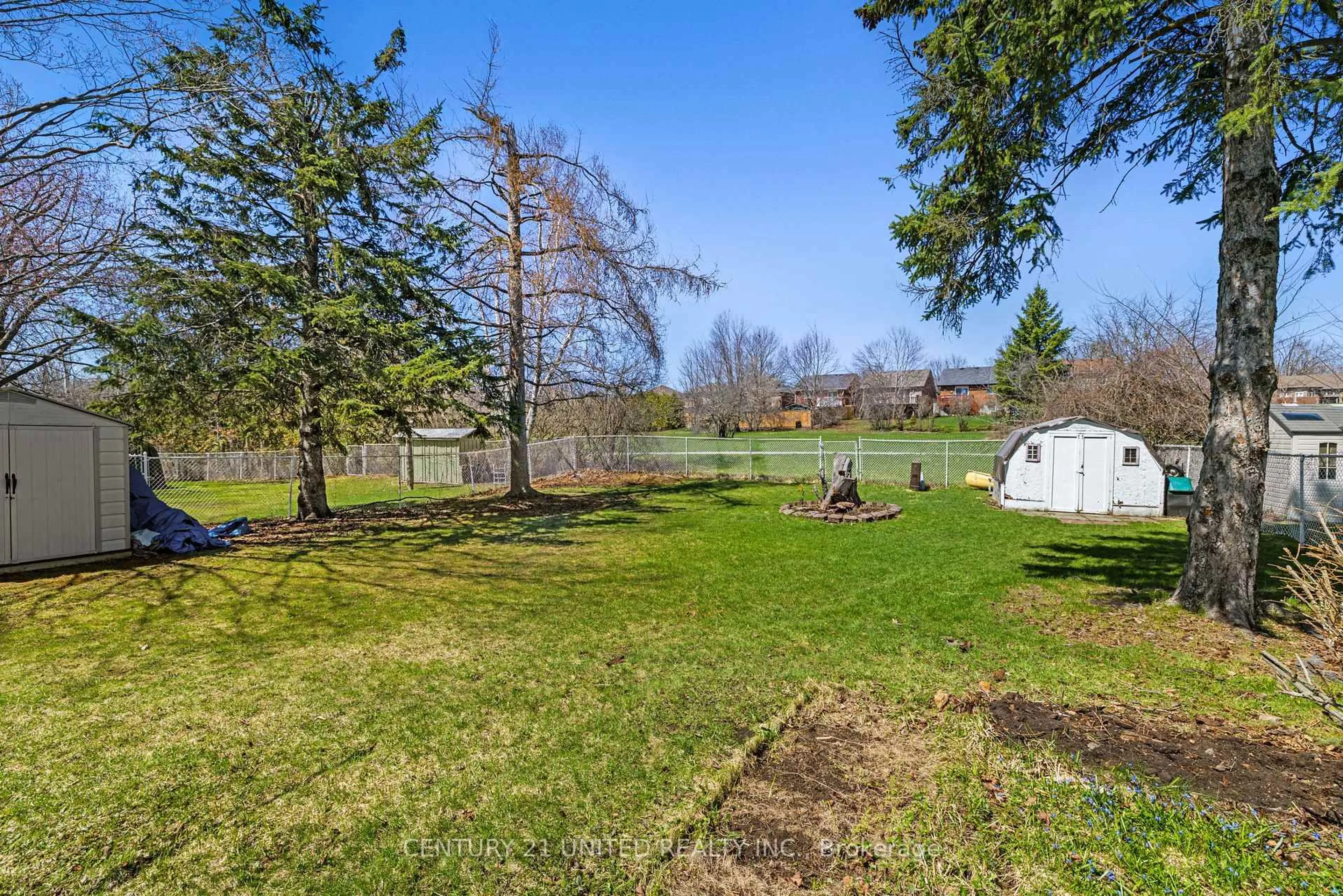 Patio, water/lake/river/ocean view for 805 Highland Crt, Peterborough Ontario K9H 5K1