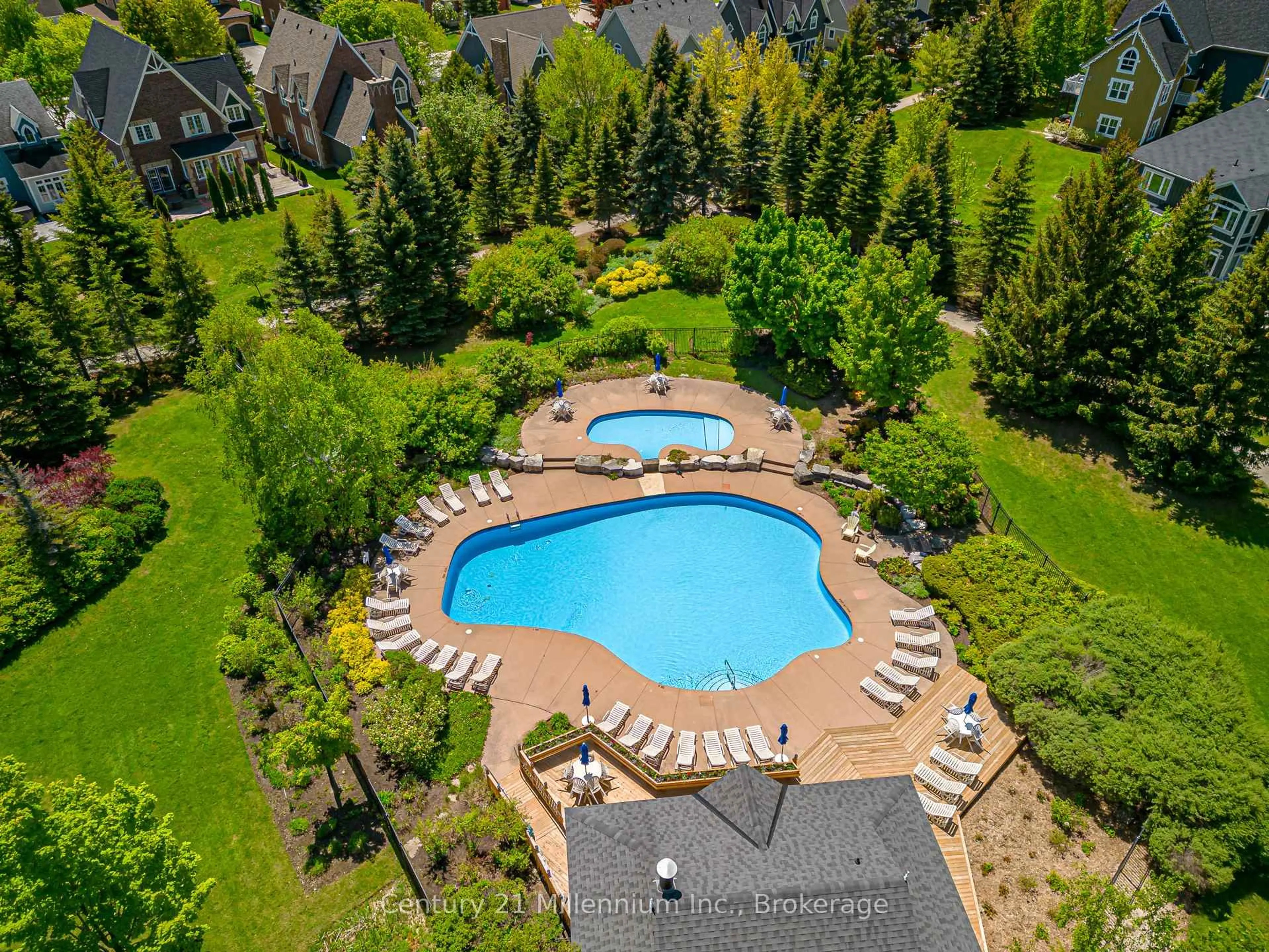 A pic from outside/outdoor area/front of a property/back of a property/a pic from drone, water/lake/river/ocean view for 184 Snowbridge Way #120, Blue Mountains Ontario L9Y 3Z2