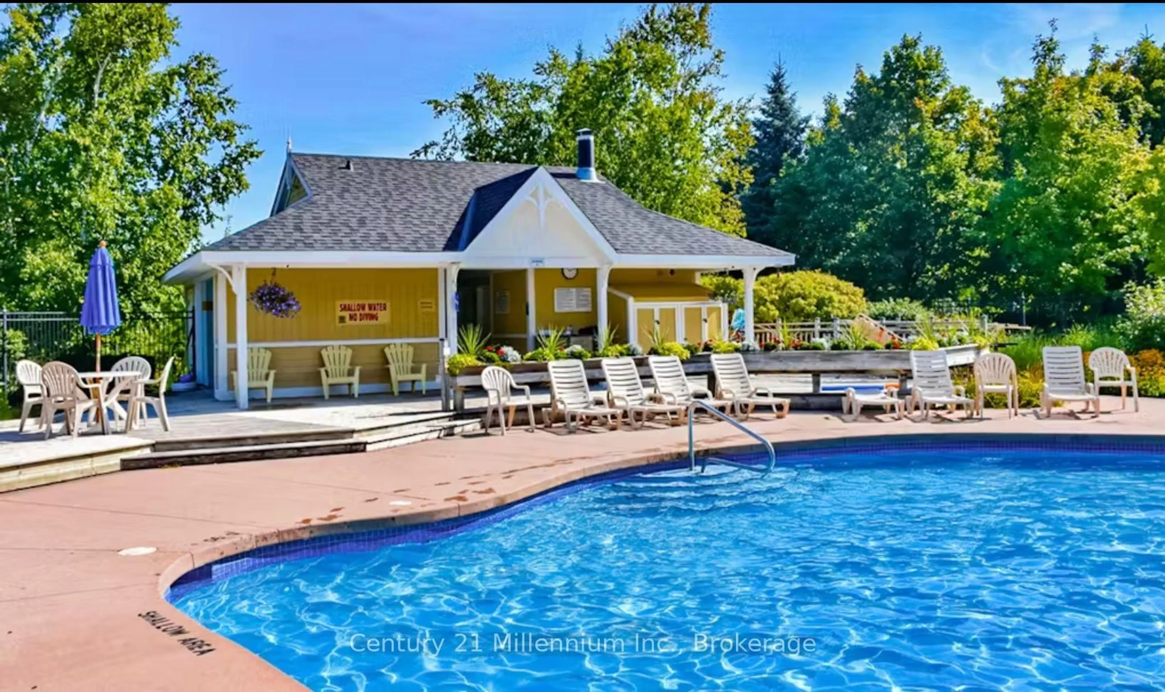 Pool for 184 Snowbridge Way #120, Blue Mountains Ontario L9Y 3Z2
