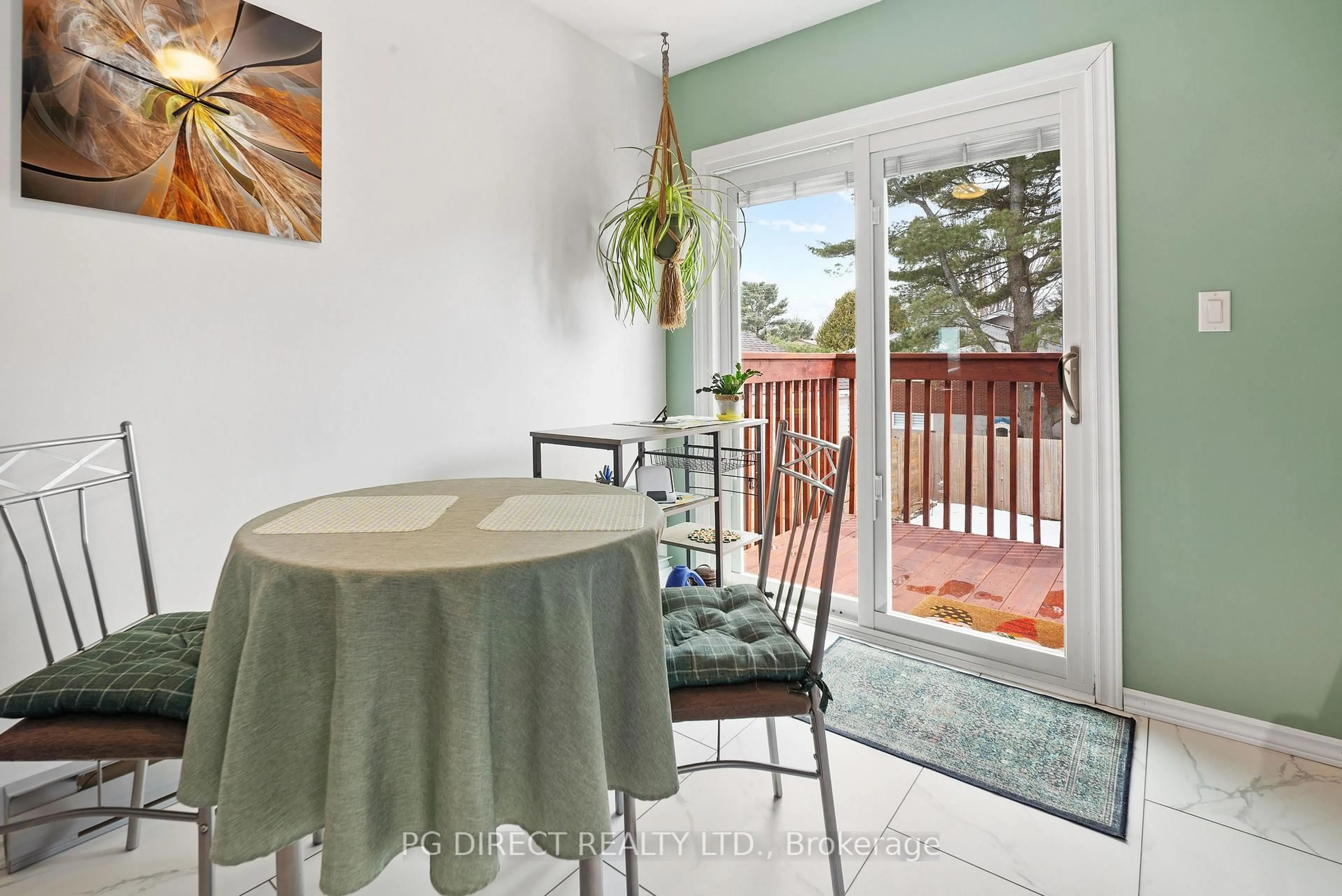 Dining room, unknown for 4 Plumtree Pl, North Bay Ontario P1A 3Y9