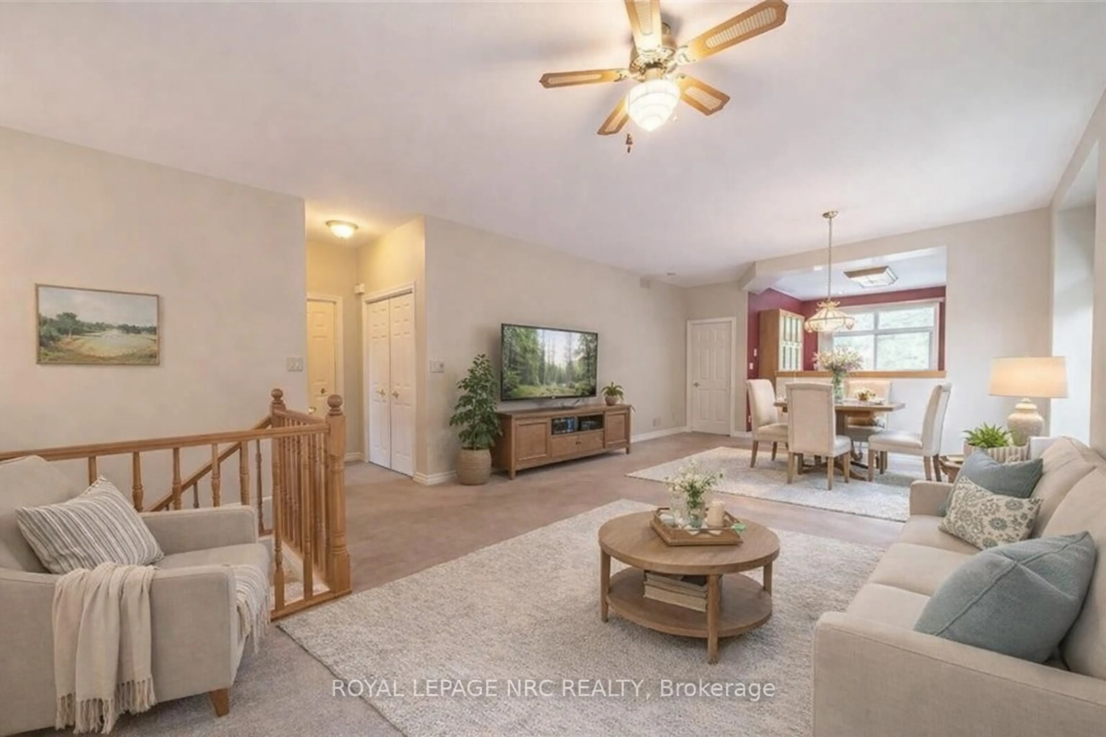 Living room with furniture, unknown for 174 Martindale Rd #25, St. Catharines Ontario L2S 3Z9