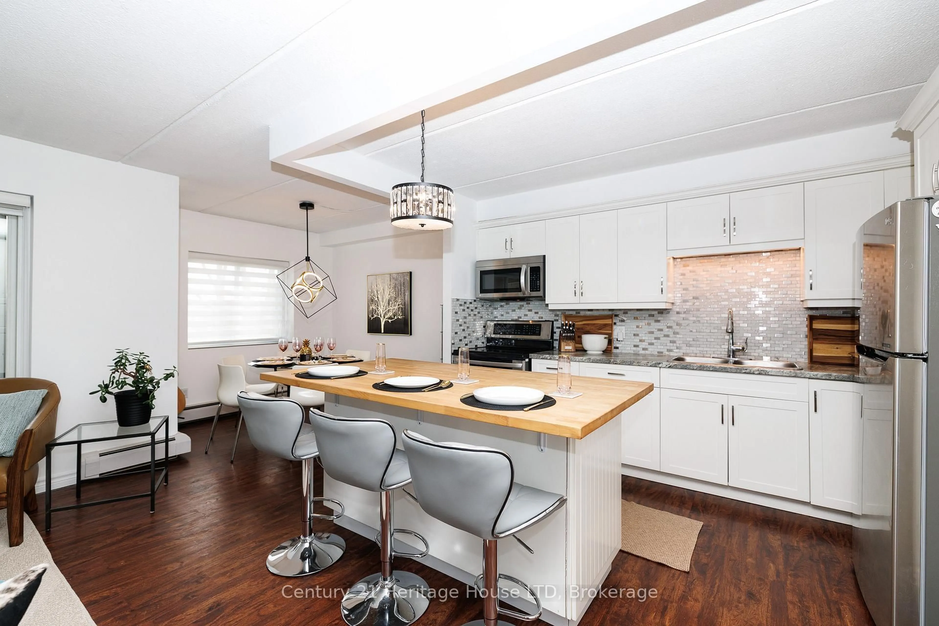 Open concept kitchen, unknown for 6 Westlake Lane #307, St. Catharines Ontario L2N 5S3