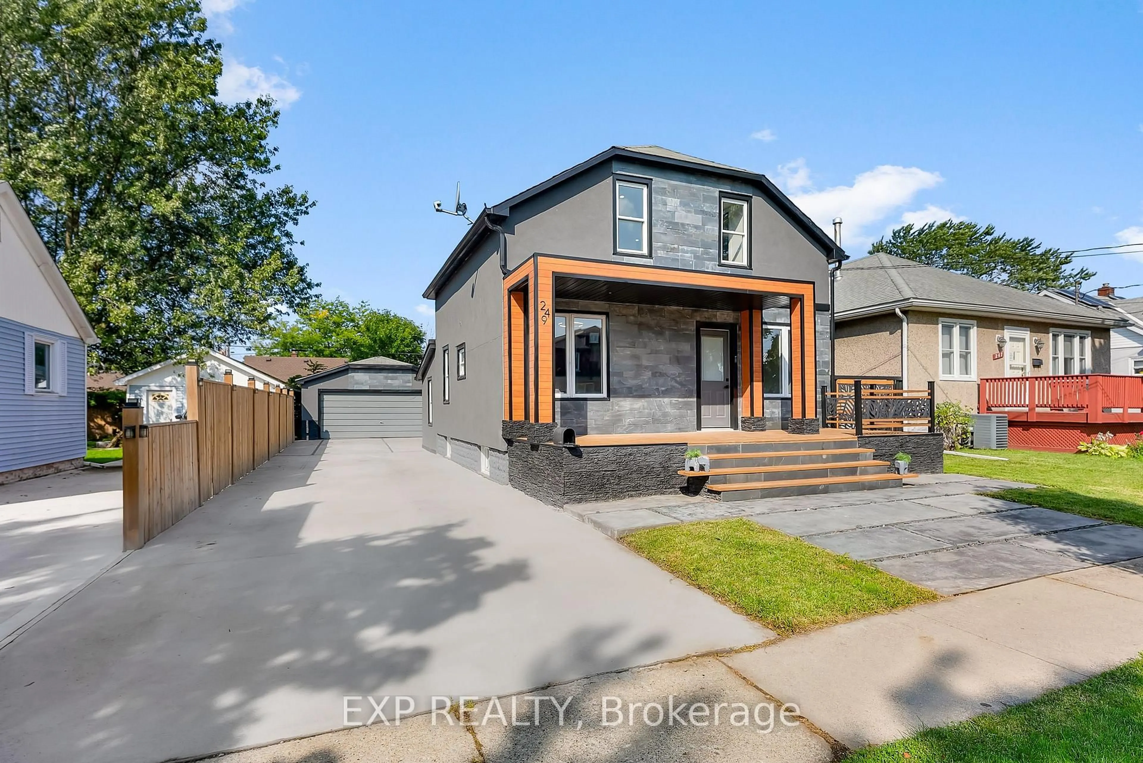 Home with brick exterior material, street for 249 Wallace Ave, Welland Ontario L3B 1R7