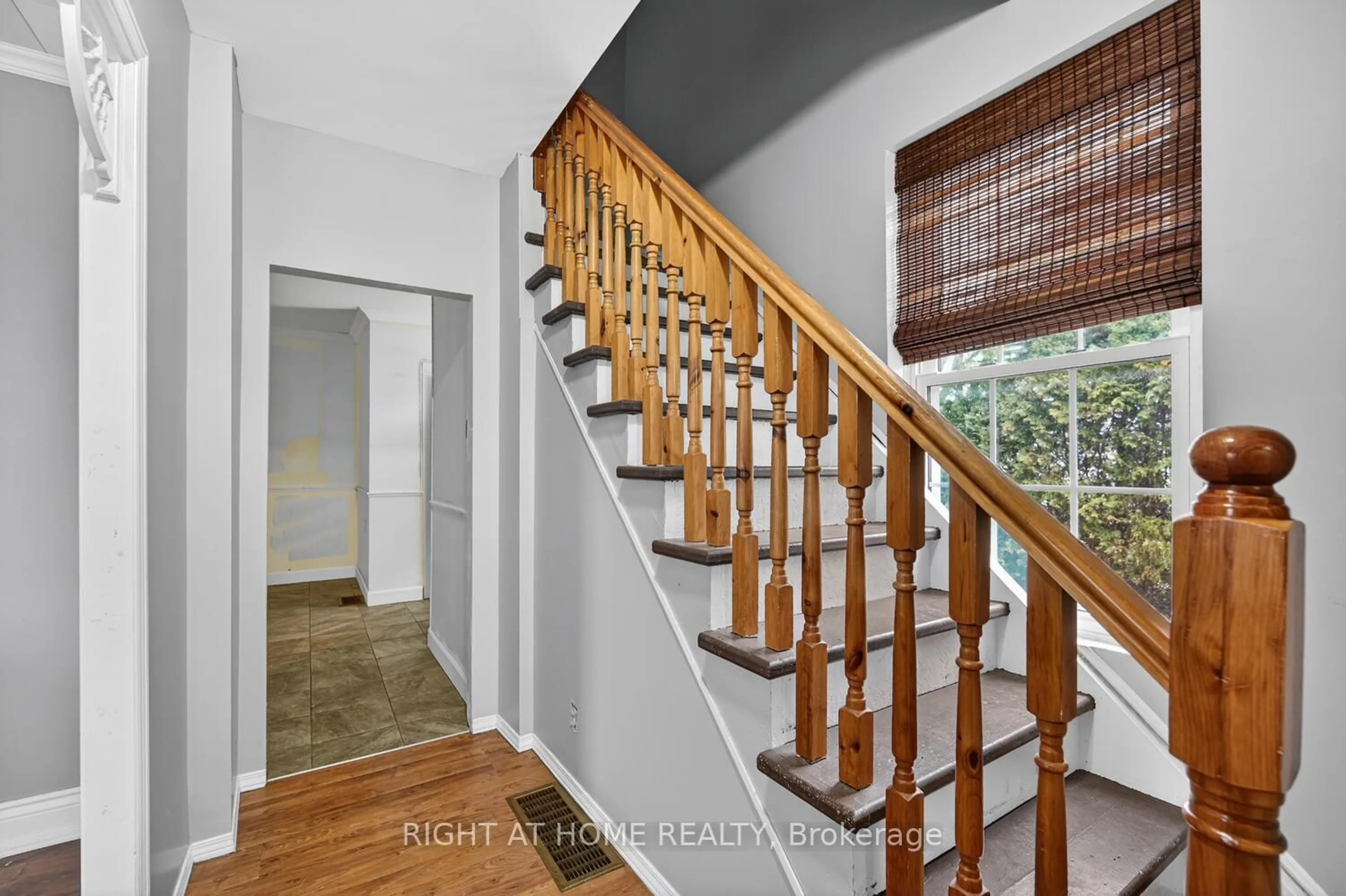 Unknown for 9 Maud St, South Dundas Ontario K0C 1X0