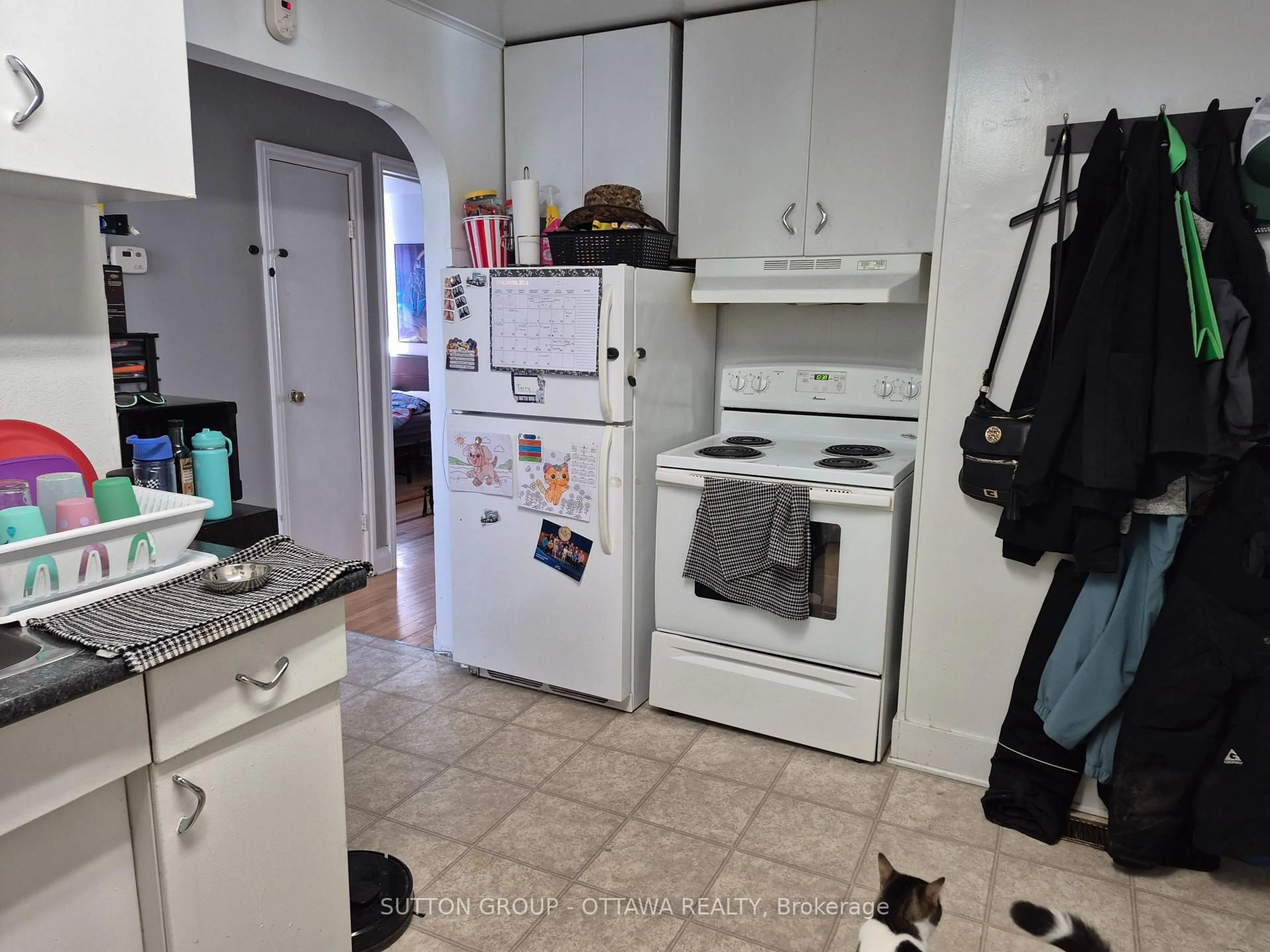 Standard kitchen, floor is not visible for 137 Beckwith St, Smiths Falls Ontario K7A 2C7