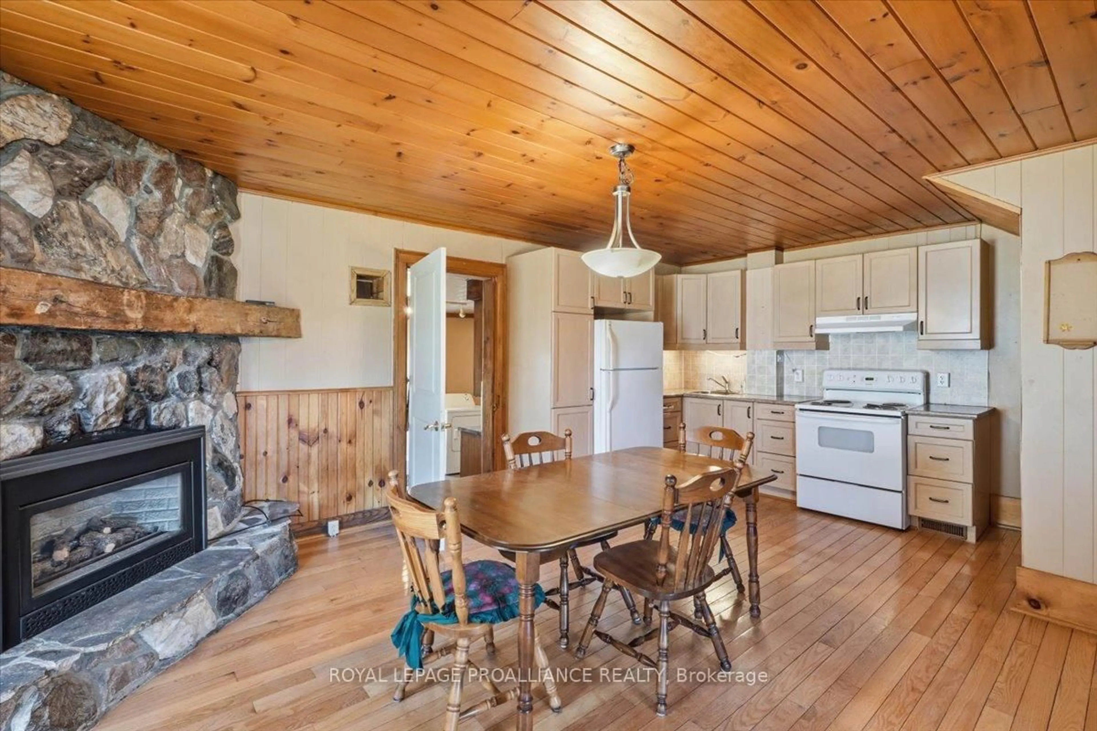 Open concept kitchen, wood/laminate floor for 211 Colborne St, Tweed Ontario K0K 3J0